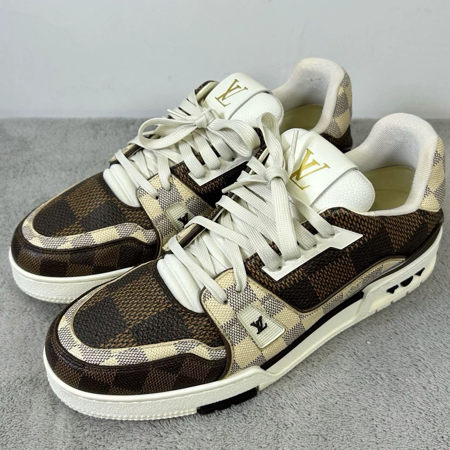 Louis Vuitton Louis Vuitton Training Brown Lowtop Sneakers 43 Men Size US 10 / EU 43 - 1 Thumbnail