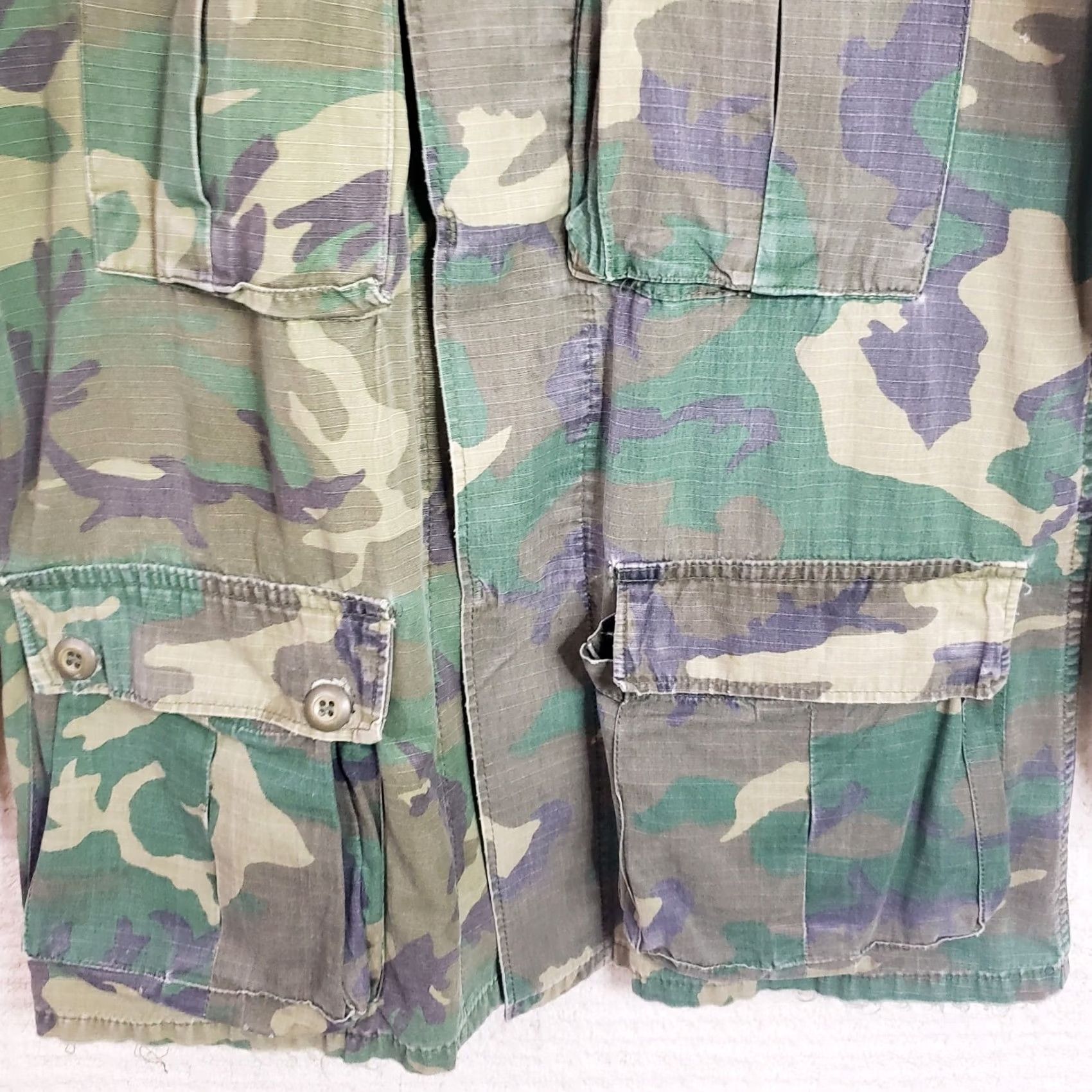 Vintage VINTAGE US Army Jacket Mens M Woodland Camo Combat Coat Hot Weather Ranger Patch Men Jacket Woodland Army Camo Green XS? Size US M / EU 48-50 / 2 - 4 Thumbnail