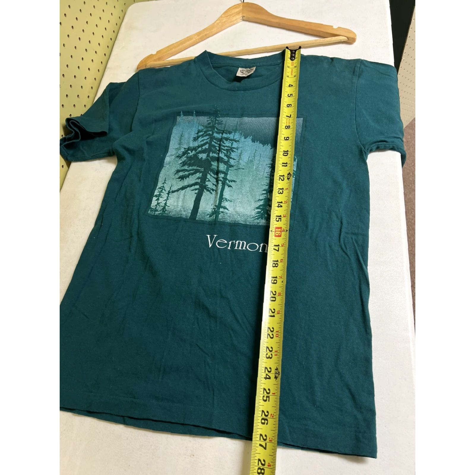 Vintage VINTAGE Eagle Vermont Nature T Shirt Medium Green Short Sleeve Trees Single Stitch Mens 90s USA Size US M / EU 48-50 / 2 - 8 Thumbnail