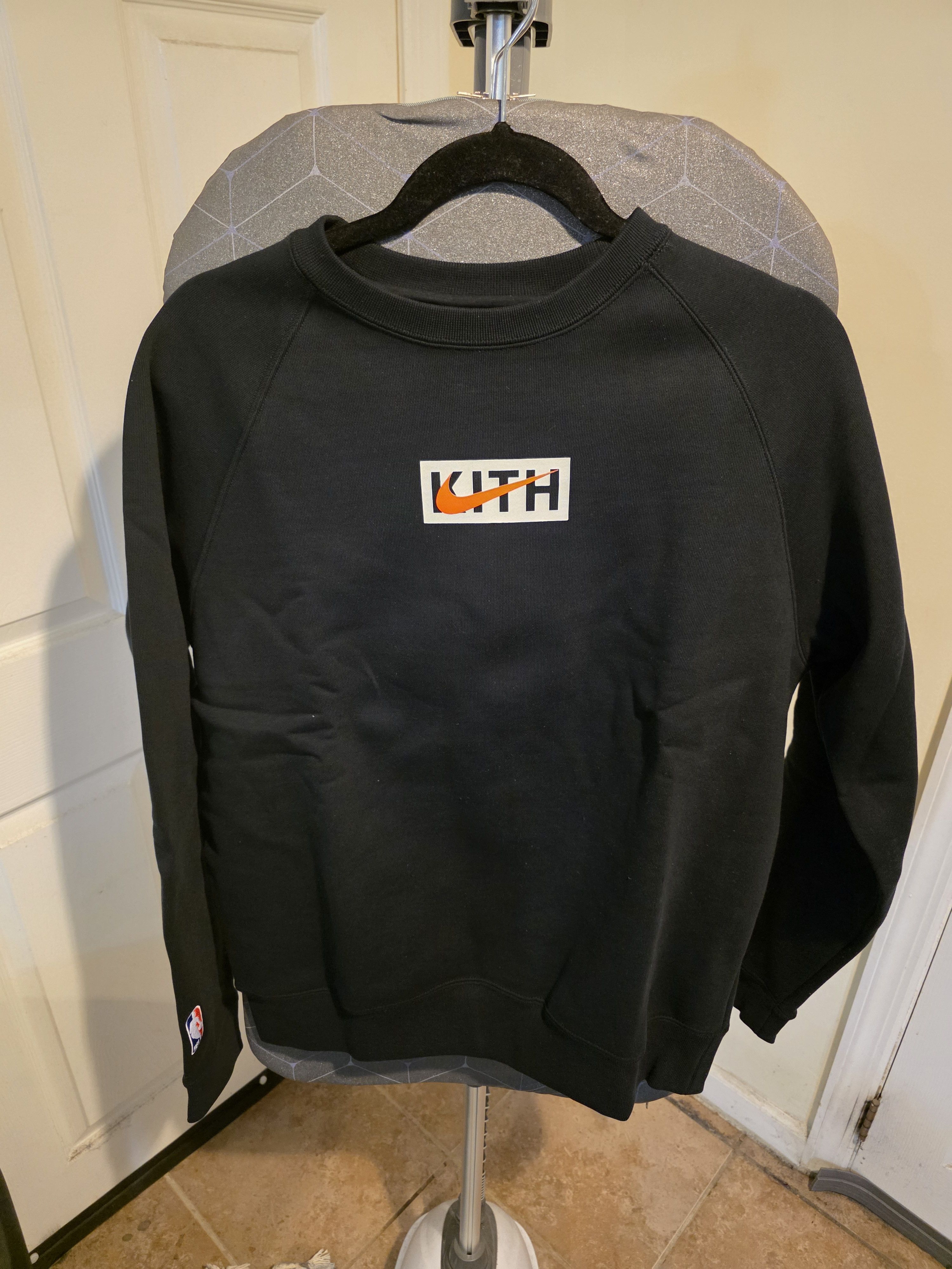 Kith × NBA Kith x NBA New York Knicks Crewneck Size US S / EU 44-46 / 1 - 1 Thumbnail