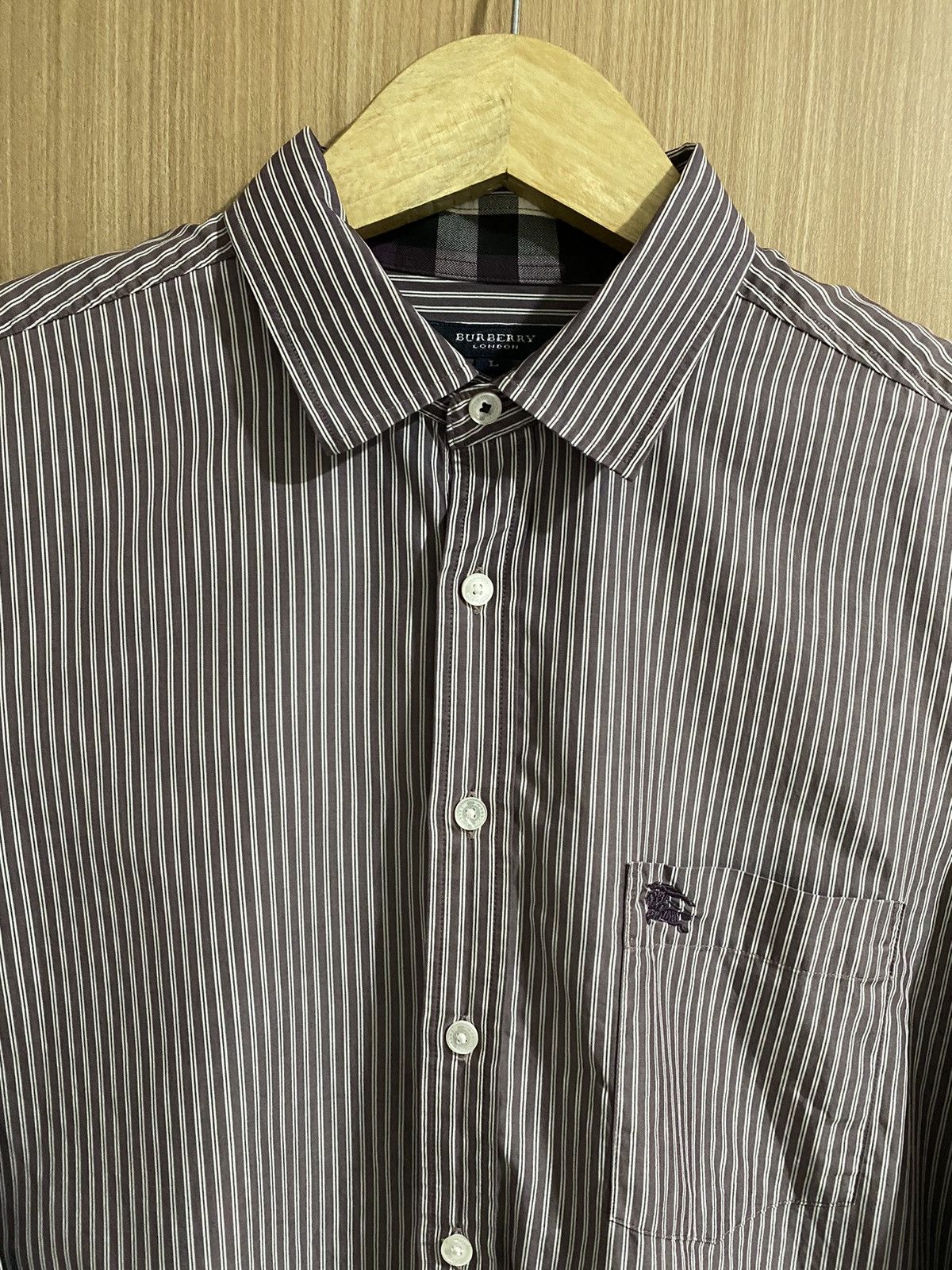 Burberry × Japanese Brand Burberry london white and soft lilac stripe button up Size US L / EU 52-54 / 3 - 5 Thumbnail