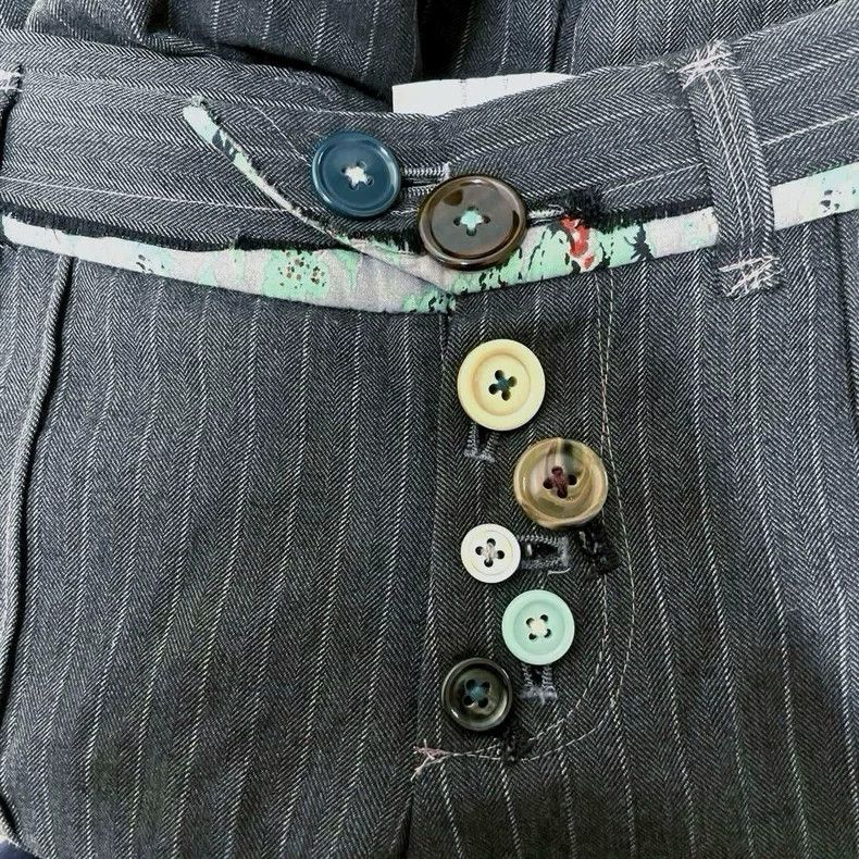 Undercover UNDERCOVER size s Black Label Button Trousers, Issue 04 pa Size 24" / US 00 / IT 34 - 3 Thumbnail