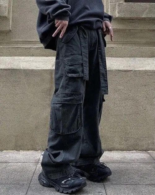 VIBE Cargo Baggy Black Pants Size US 33 - 1 Thumbnail