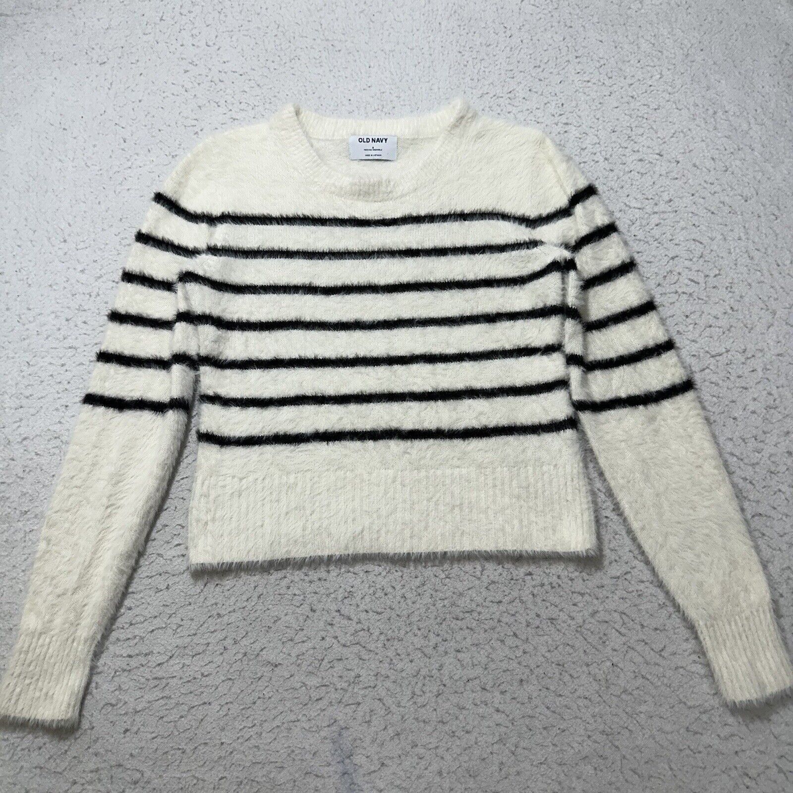 Old Navy Old Navy Small Crewneck White Black Striped Pullover Sweater Size S / US 4 / IT 40 - 1 Thumbnail