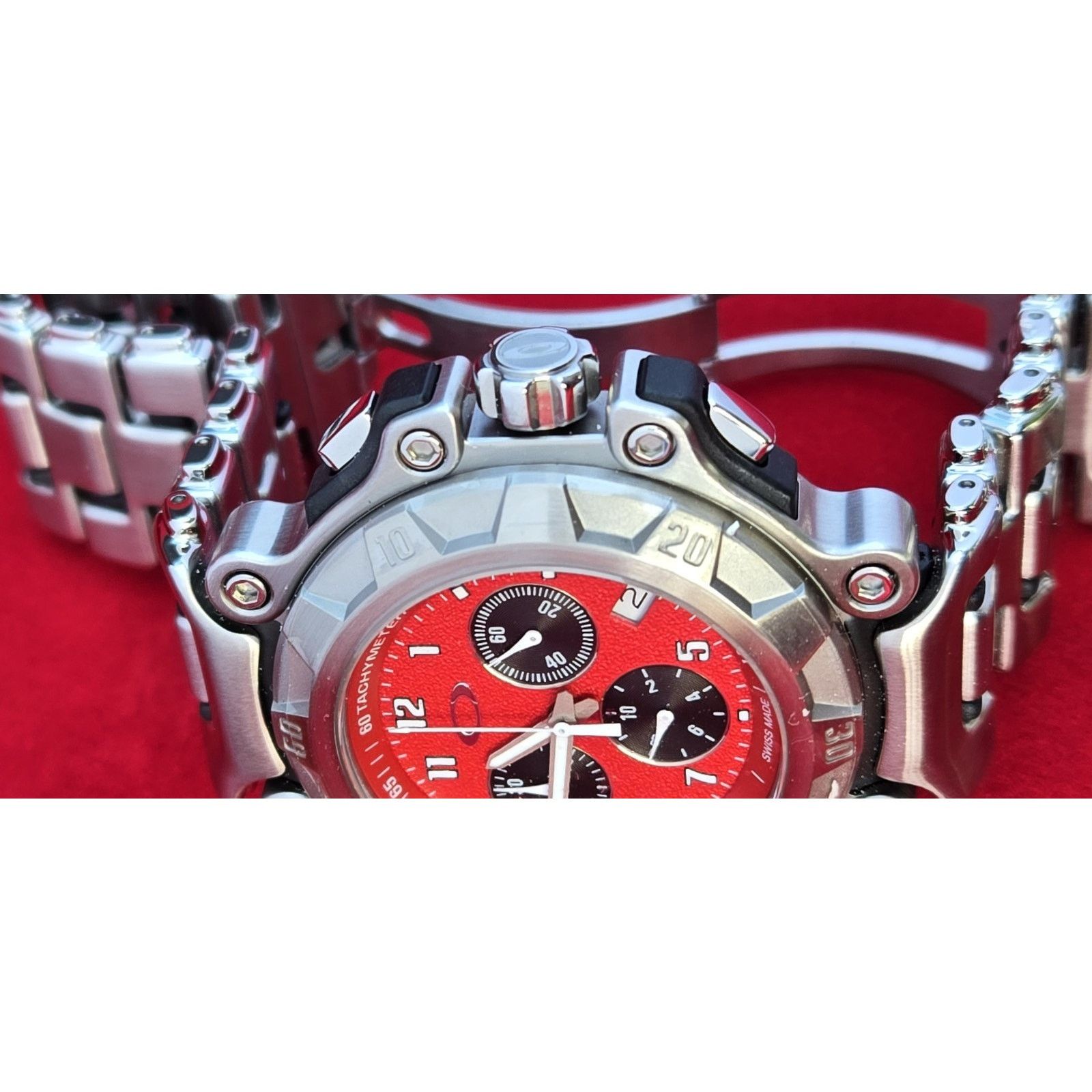 Oakley NEW Oakley Crystal Crankcase Swiss Dive Watch Stainles Steel Size 32 - 18 Thumbnail