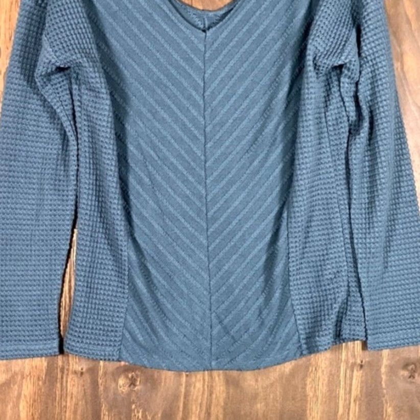 BKE BKE Womens Top Blue Textured V-Neck Long Sleeve Open Back XS Pullover Size XS / US 0-2 / IT 36-38 - 3 Thumbnail