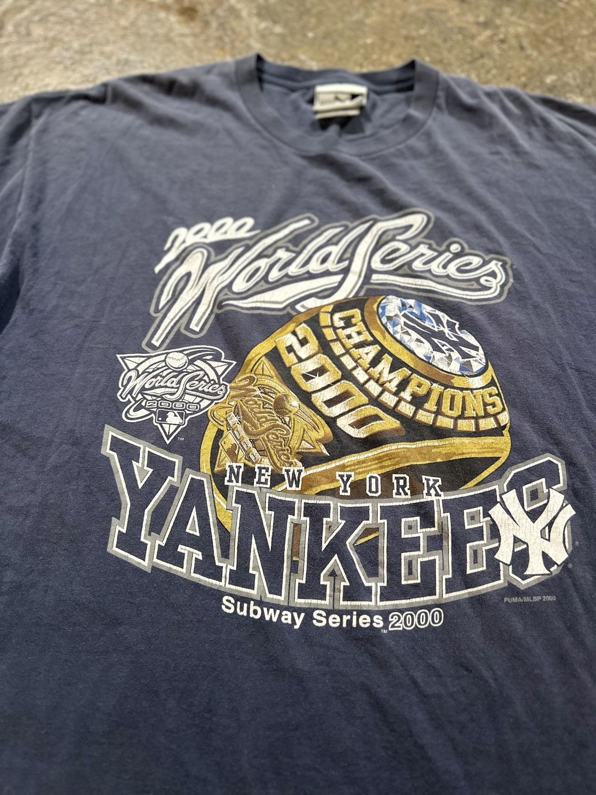 New York Yankees VINTAGE NEW YORK YANKEES 2000 MLB CHAMPION SHIRT XL NAVY Size US XL / EU 56 / 4 - 7 Thumbnail