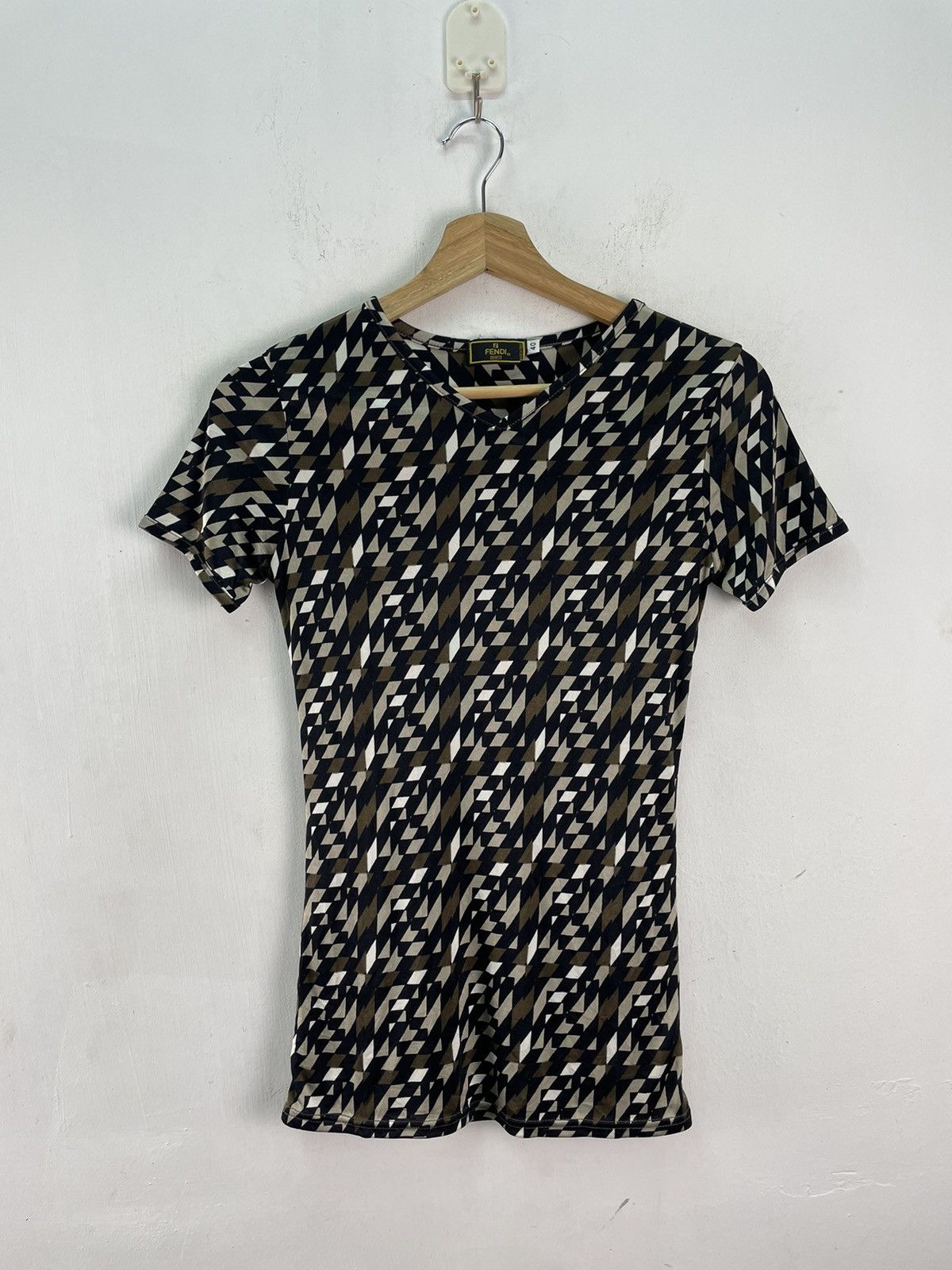 Fendi Vintage Fendi Monogram Geometric Blouse Tshirt Women Dress Size S / US 4 / IT 40 - 1 Thumbnail