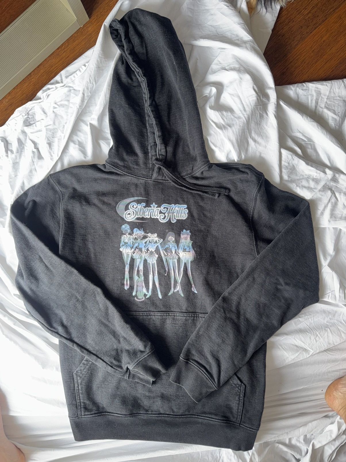 Siberia Hills Siberia Hills Sailor Moon Holo Hoodie size M Size US M / EU 48-50 / 2 - 3 Thumbnail