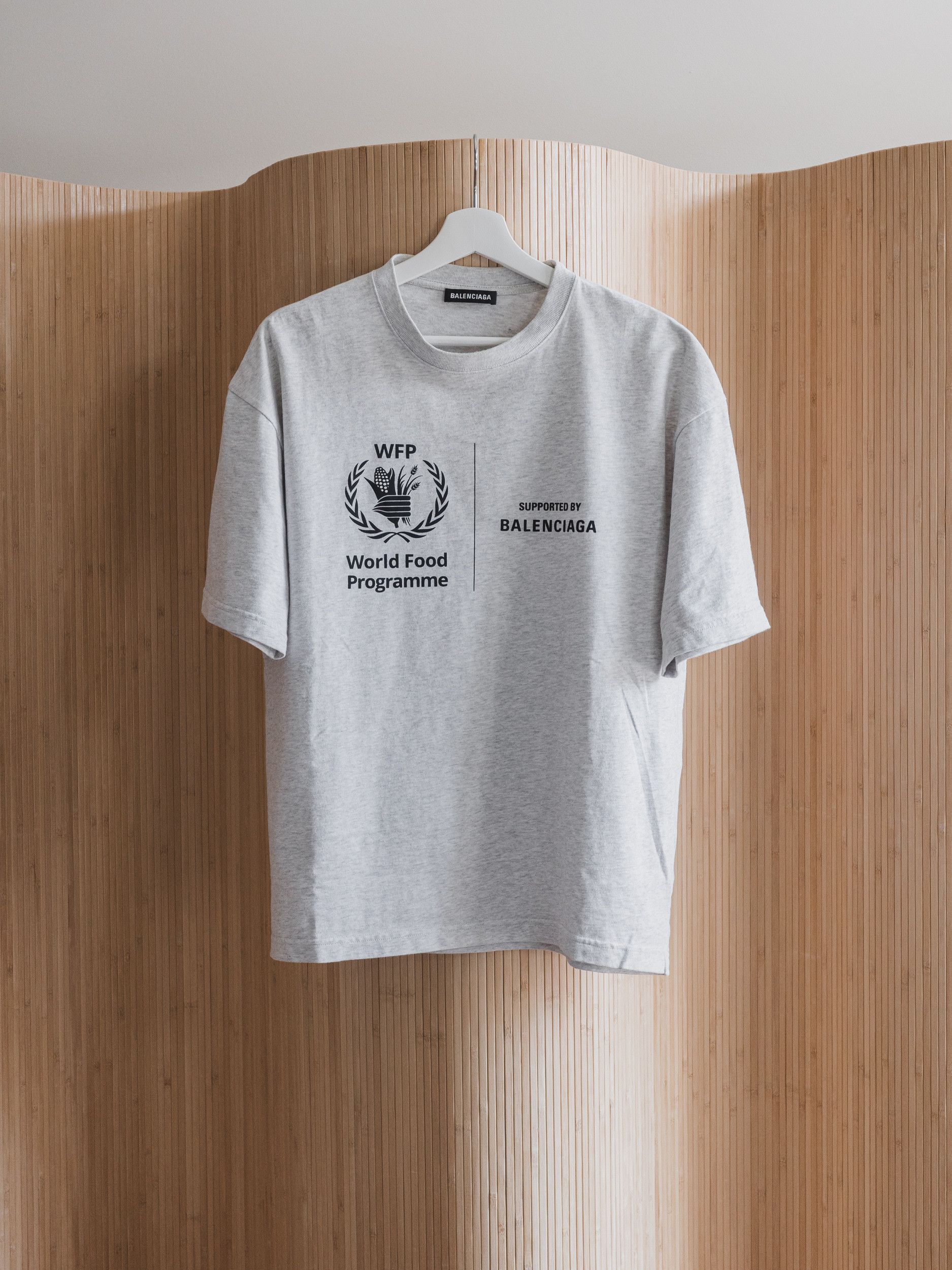 Balenciaga World Food Programme T-Shirt Size US S / EU 44-46 / 1 - 1 Thumbnail