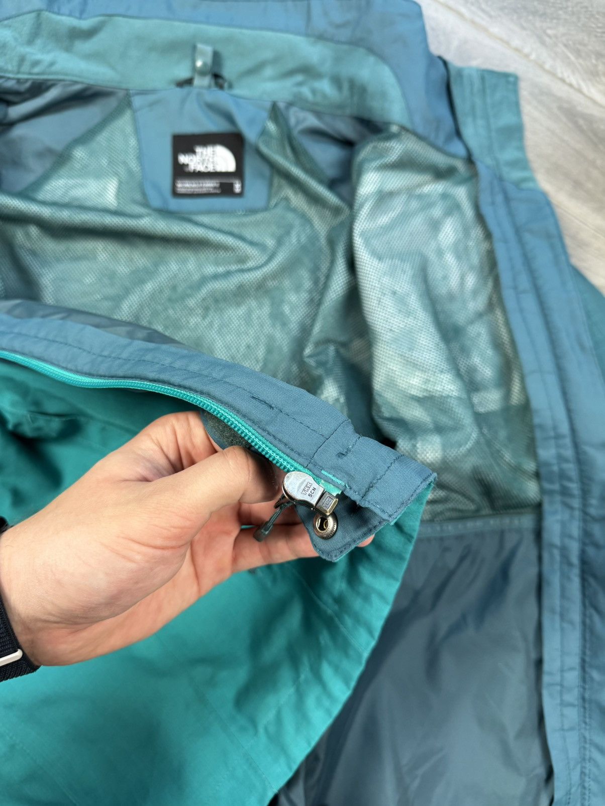 Other The North Face HyVent Women’s Rain Jacket Size M / US 6-8 / IT 42-44 - 14 Thumbnail