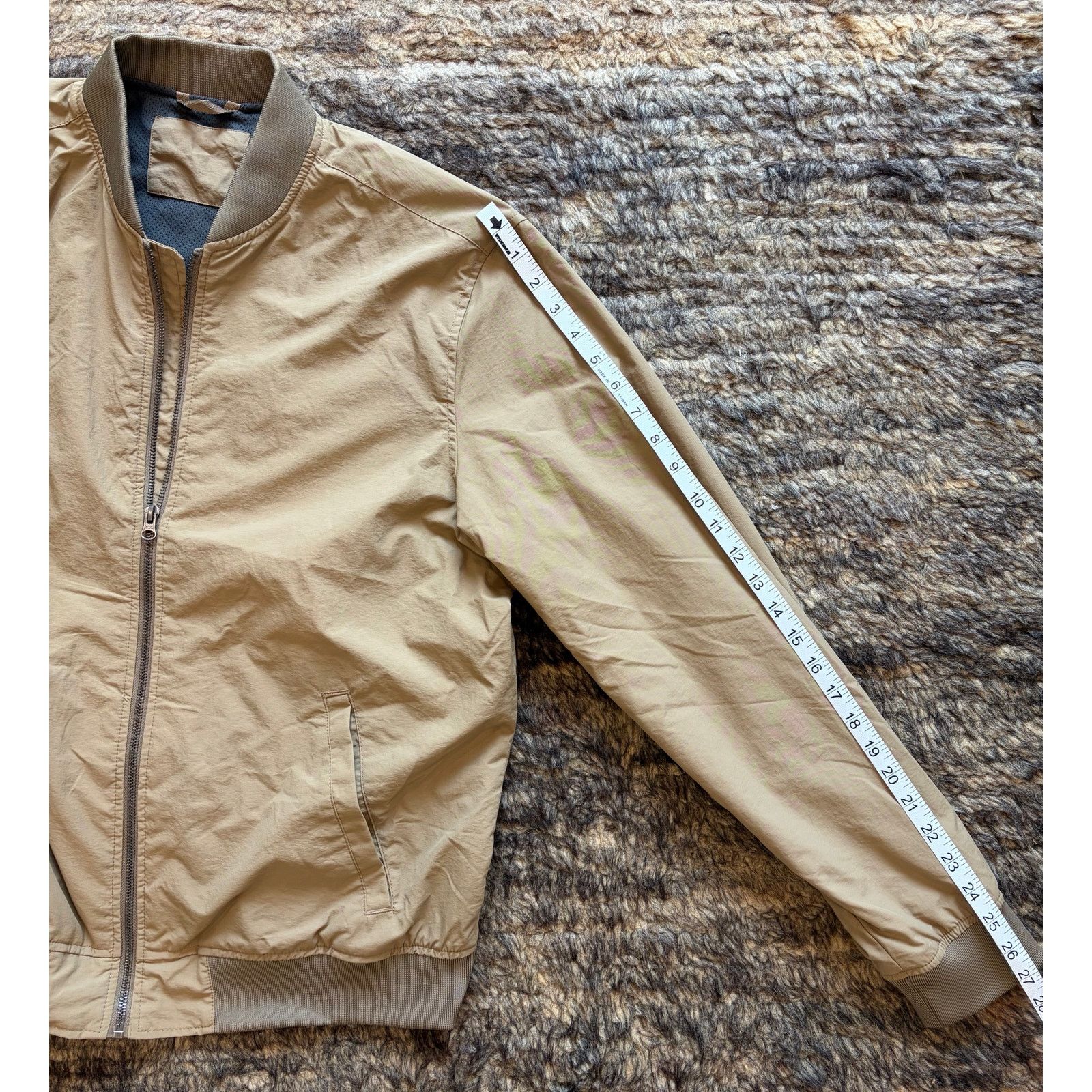 Banana Republic Men’s tan khaki bomber jacket Baracuta Large Banana Republic Size US L / EU 52-54 / 3 - 5 Thumbnail