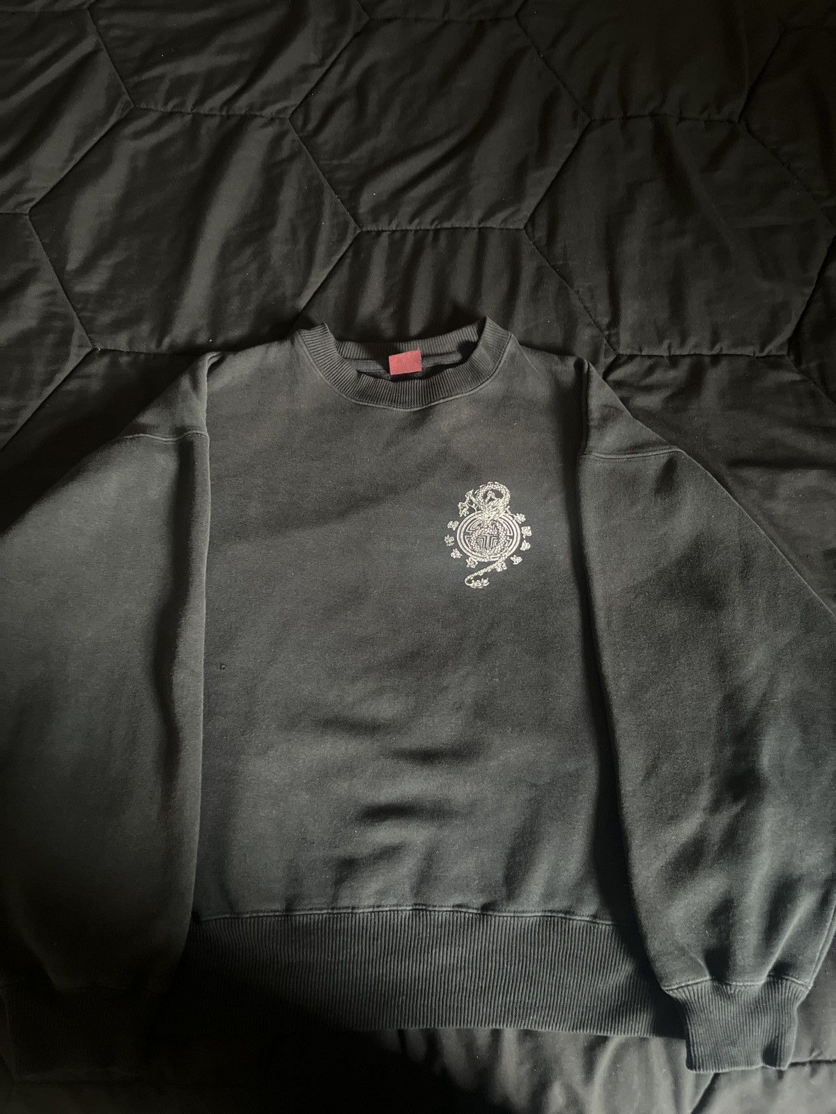 Vintage Year Of The Dragon Sweatshirt Size US L / EU 52-54 / 3 - 1 Thumbnail