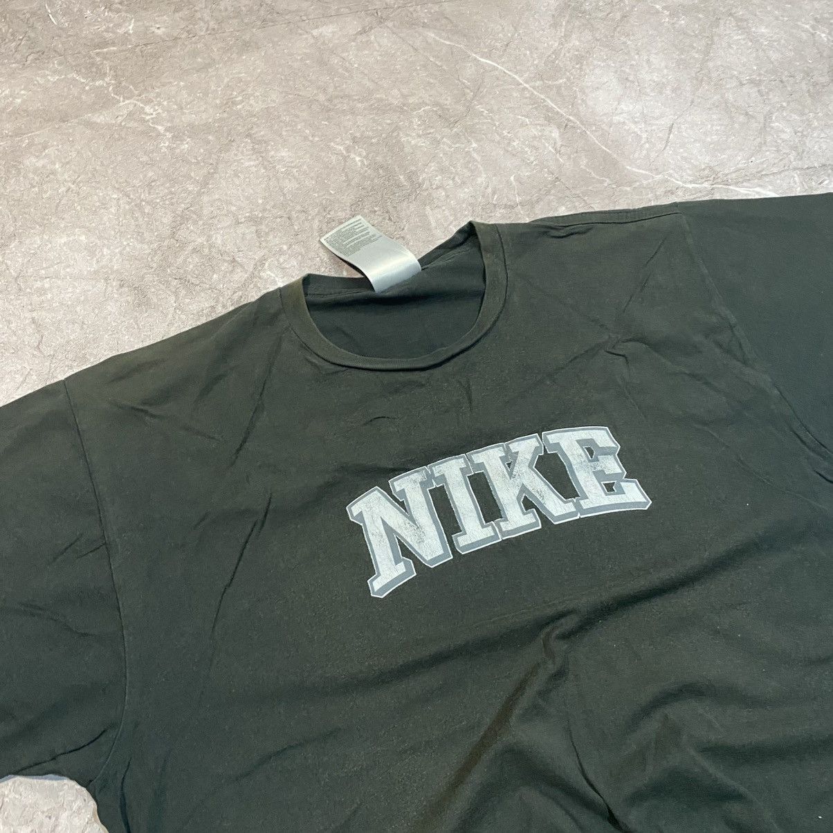 Nike × Vintage VINTAGE NIKE BIG LOGO TEE FADED USA 00s Size US L / EU 52-54 / 3 - 3 Thumbnail