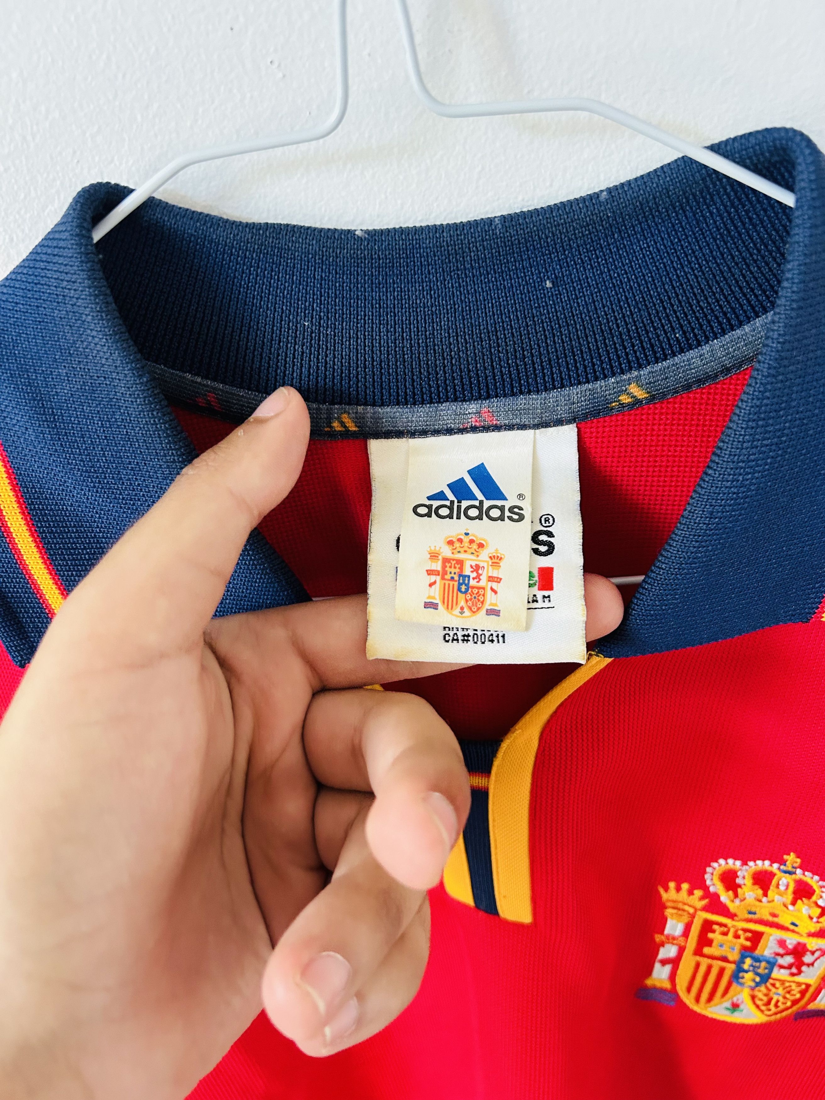 Adidas × Kappa × Vintage Spain 2000 home jersey Size US M / EU 48-50 / 2 - 4 Thumbnail