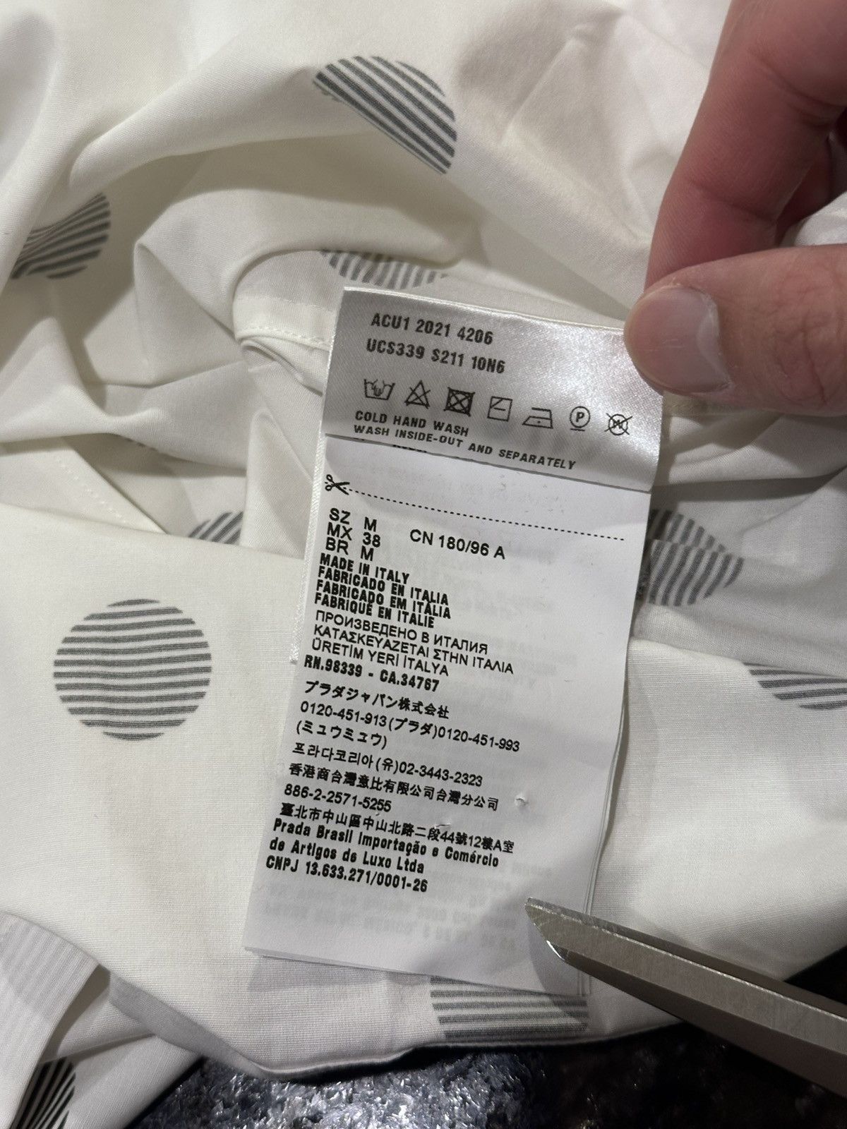 Prada Prada Polka-Dot White Triangle Logo Bowling Button Up Shirt Size US M / EU 48-50 / 2 - 13 Thumbnail