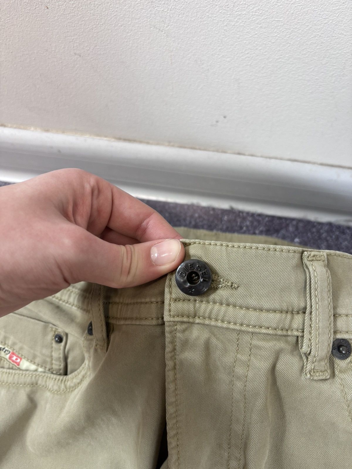 Diesel Diesel NWT Men’s Sand Beige Slim Fit Stretch Chino Pants Size US 30 / EU 46 - 10 Thumbnail