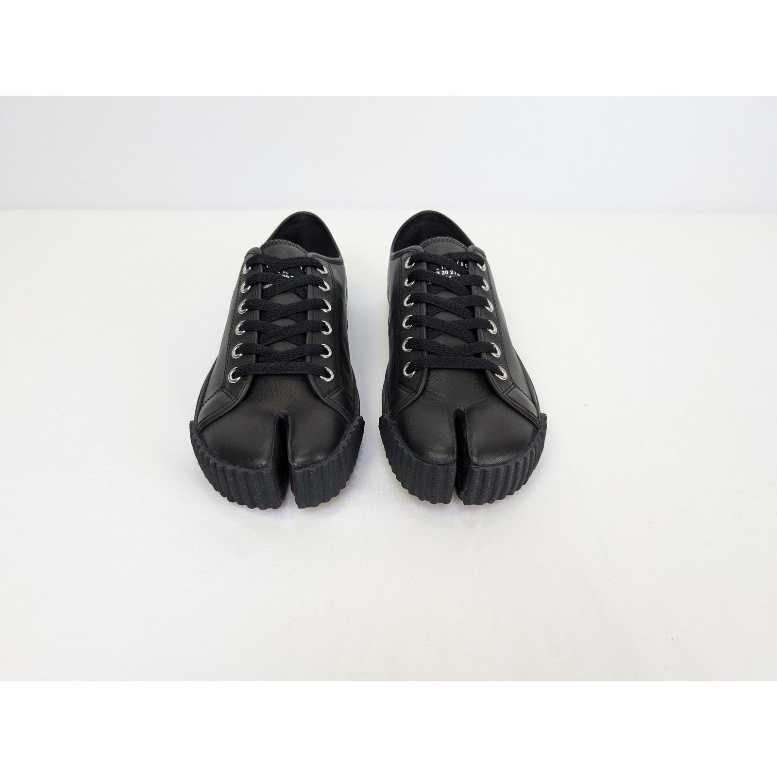 Maison Margiela o1rshd1 Q:2 / Tabi Low-top sneakers in Black/Beige Size US 11 / EU 44 - 10 Thumbnail