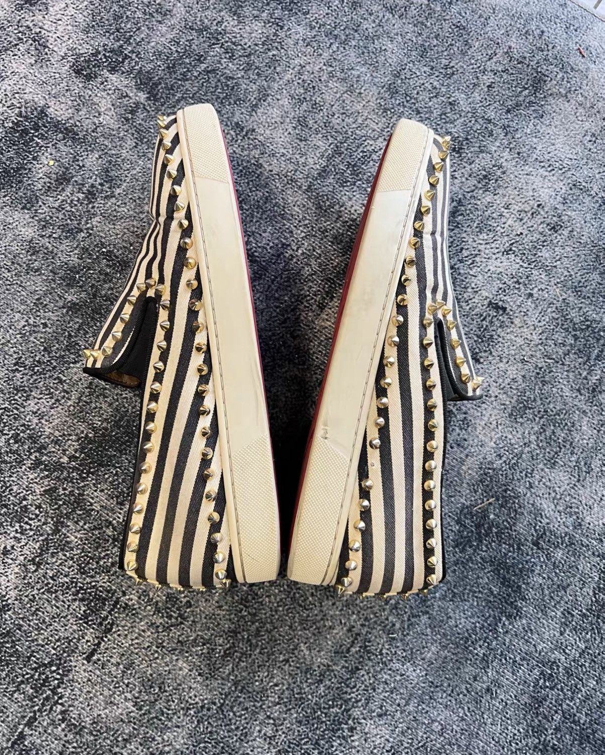 Christian Louboutin Christian Louboutin Studded Slip-On Shoes J42 Size US 9 / EU 42 - 4 Thumbnail