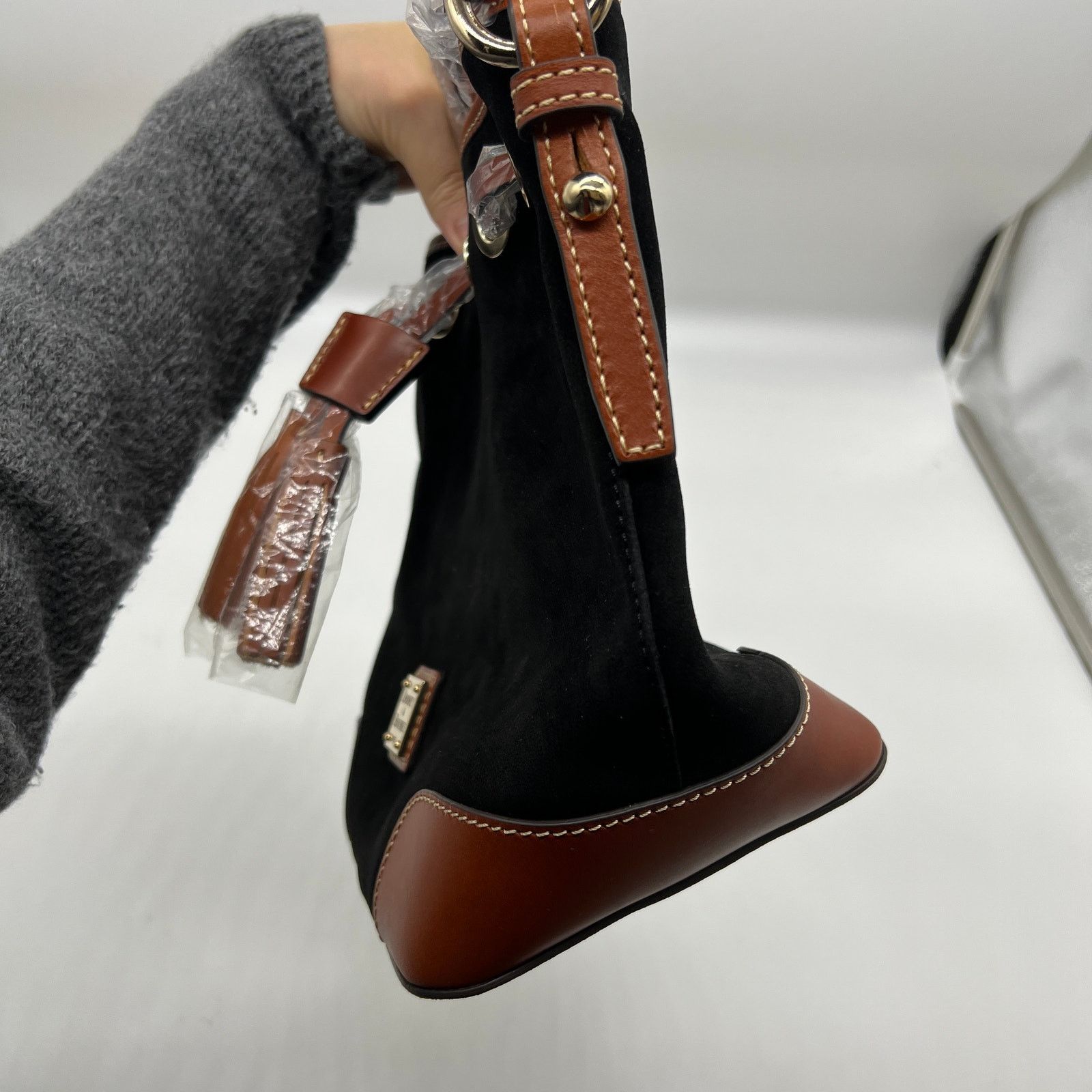 Dooney & Bourke Dooney & Bourke Suede Drawstring Crossbody Bags Black Size ONE SIZE - 8 Thumbnail