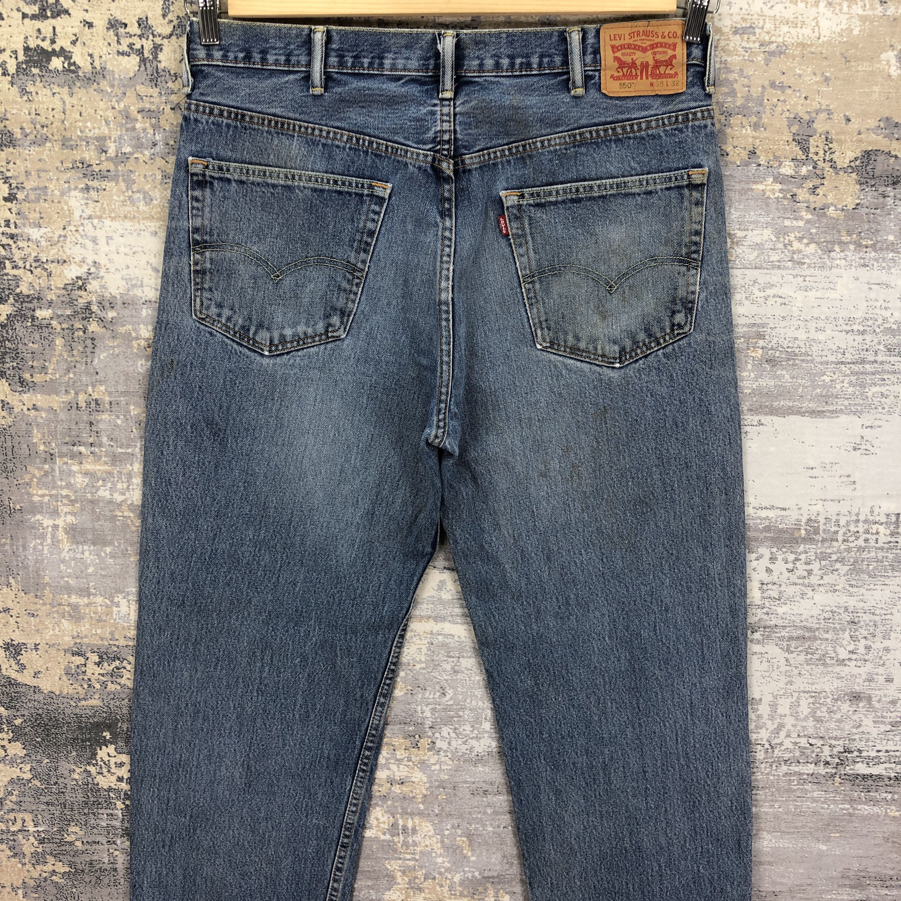 Levi's Vintage Levis Faded Distressed Jeans Levi's Light Wash Denim Size US 36 / EU 52 - 4 Thumbnail