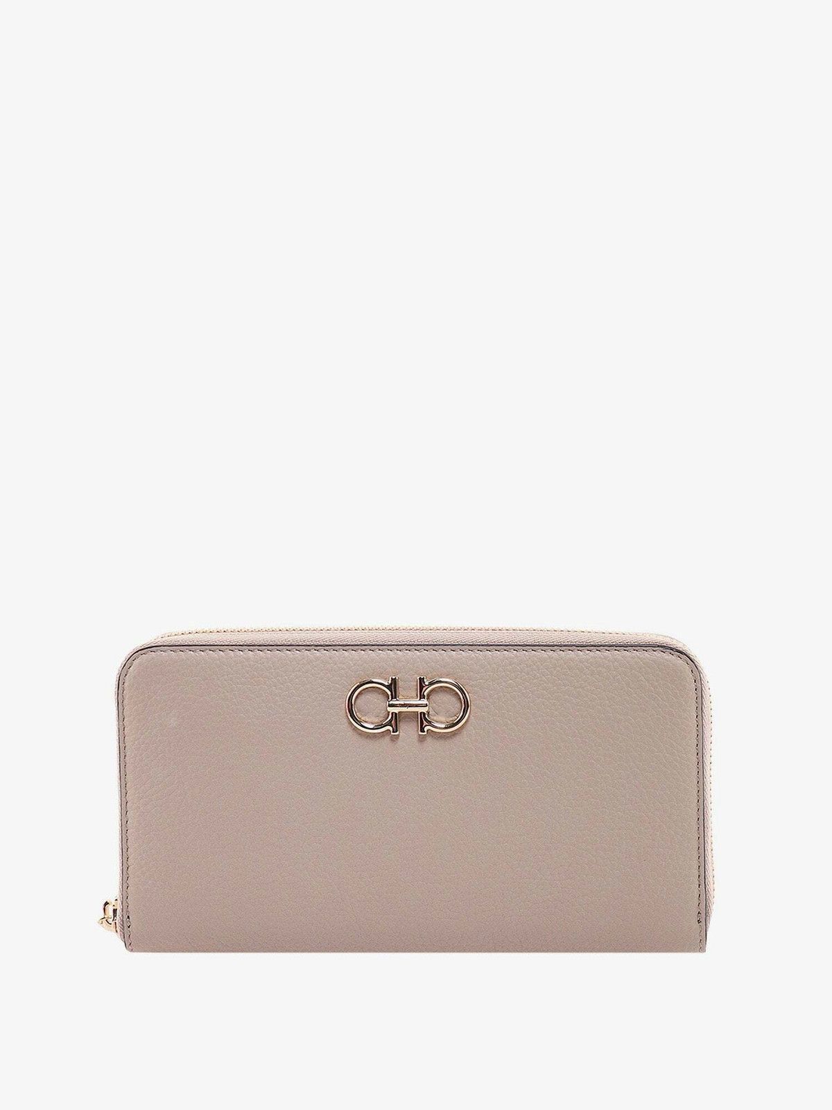 Salvatore Ferragamo o1s1rm0526 Size : OS / Wallet in Beige Size ONE SIZE - 1 Thumbnail