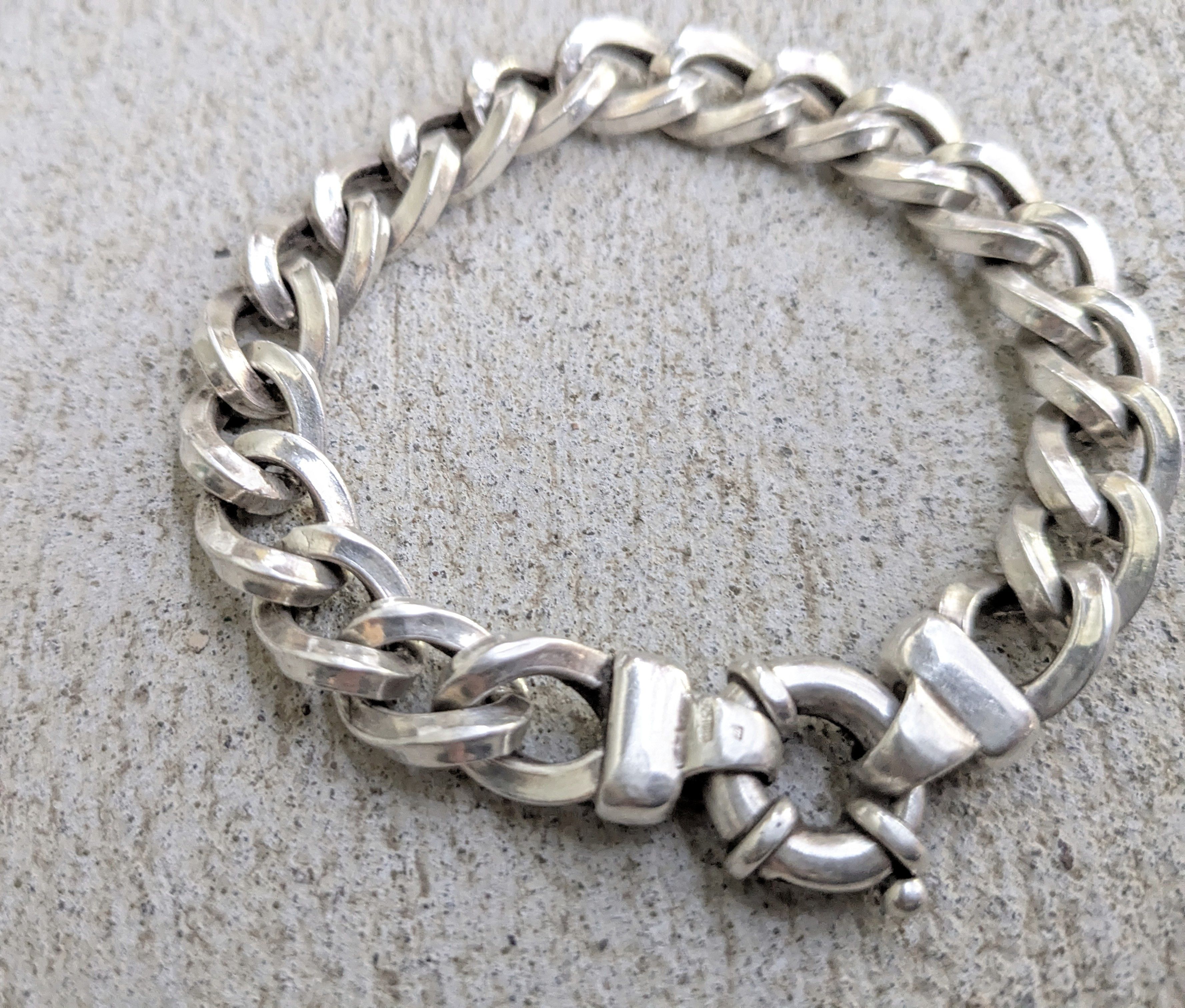 Vintage Vintage Sterling Silver Bracelet Curb Hollow Puffy 8" Italy Size ONE SIZE - 3 Thumbnail
