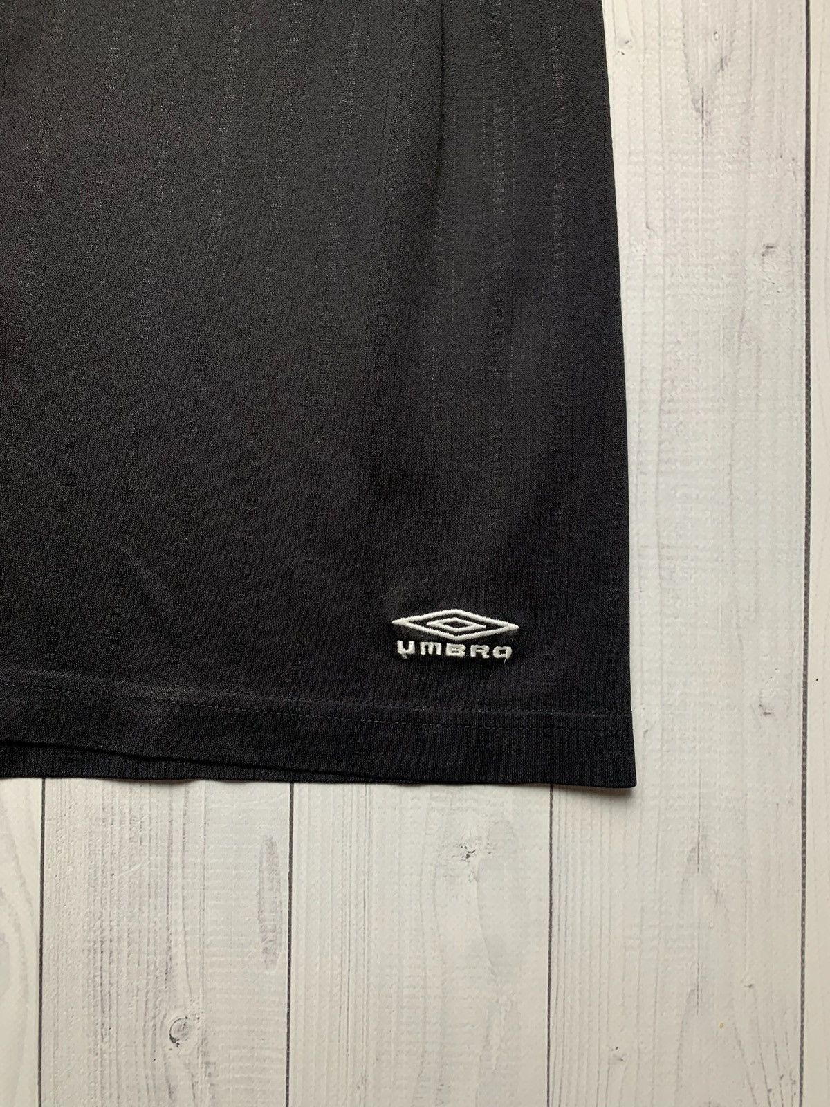 Umbro × Vintage Vintage Umbro soccer shorts monogram size XL black Size US 36 / EU 52 - 2 Thumbnail