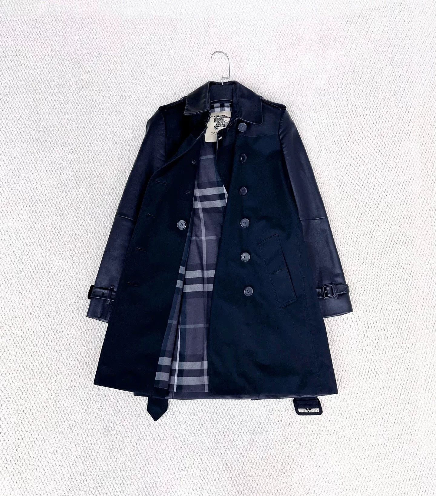 Burberry Burberry Black Lambskin Kensington Trench Coat Size US M / EU 48-50 / 2 - 5 Thumbnail