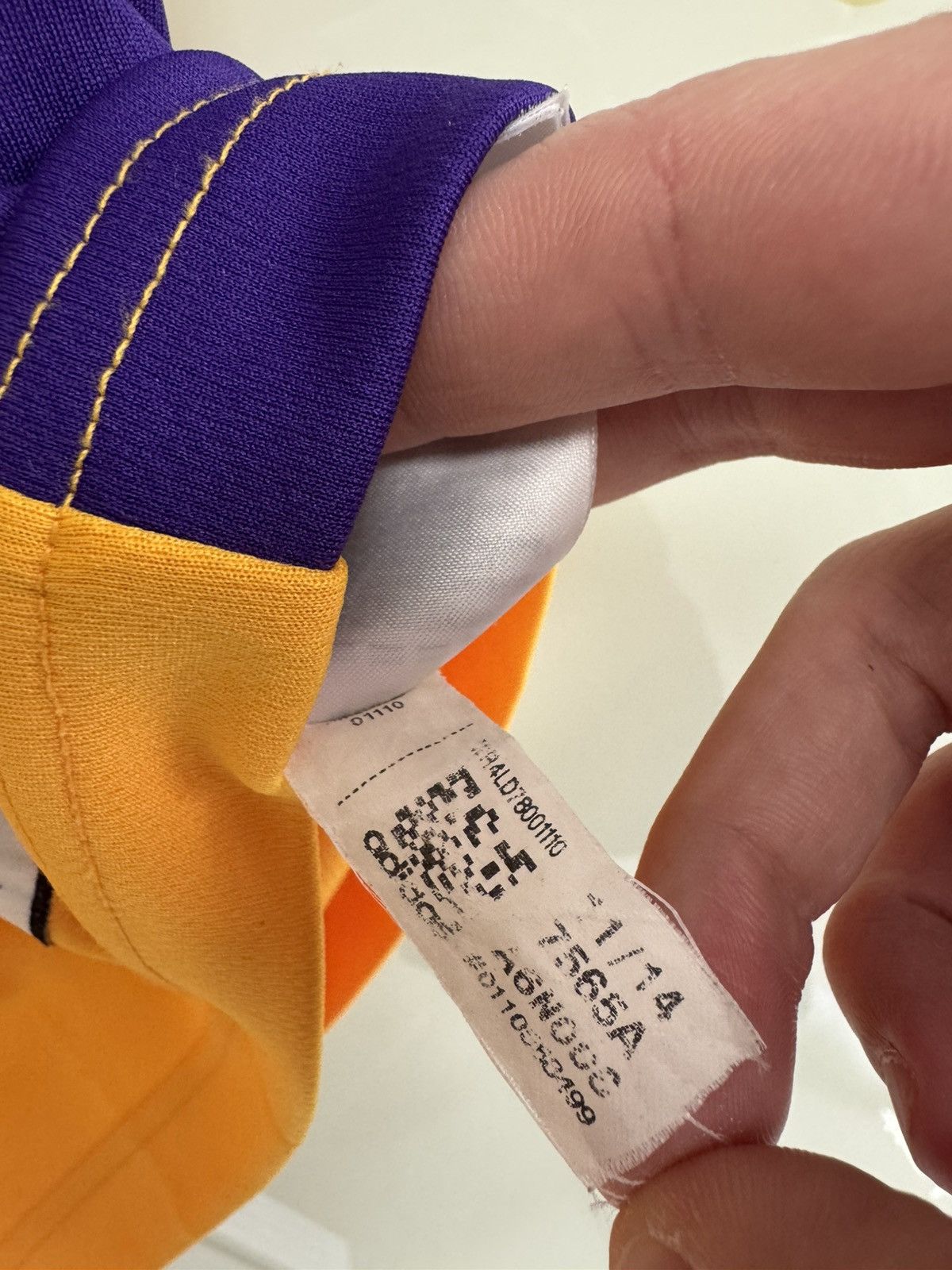 Adidas Kobe Bryant #24 Los Angeles Lakers Basketball Jersey NBA Kit Size US S / EU 44-46 / 1 - 14 Thumbnail