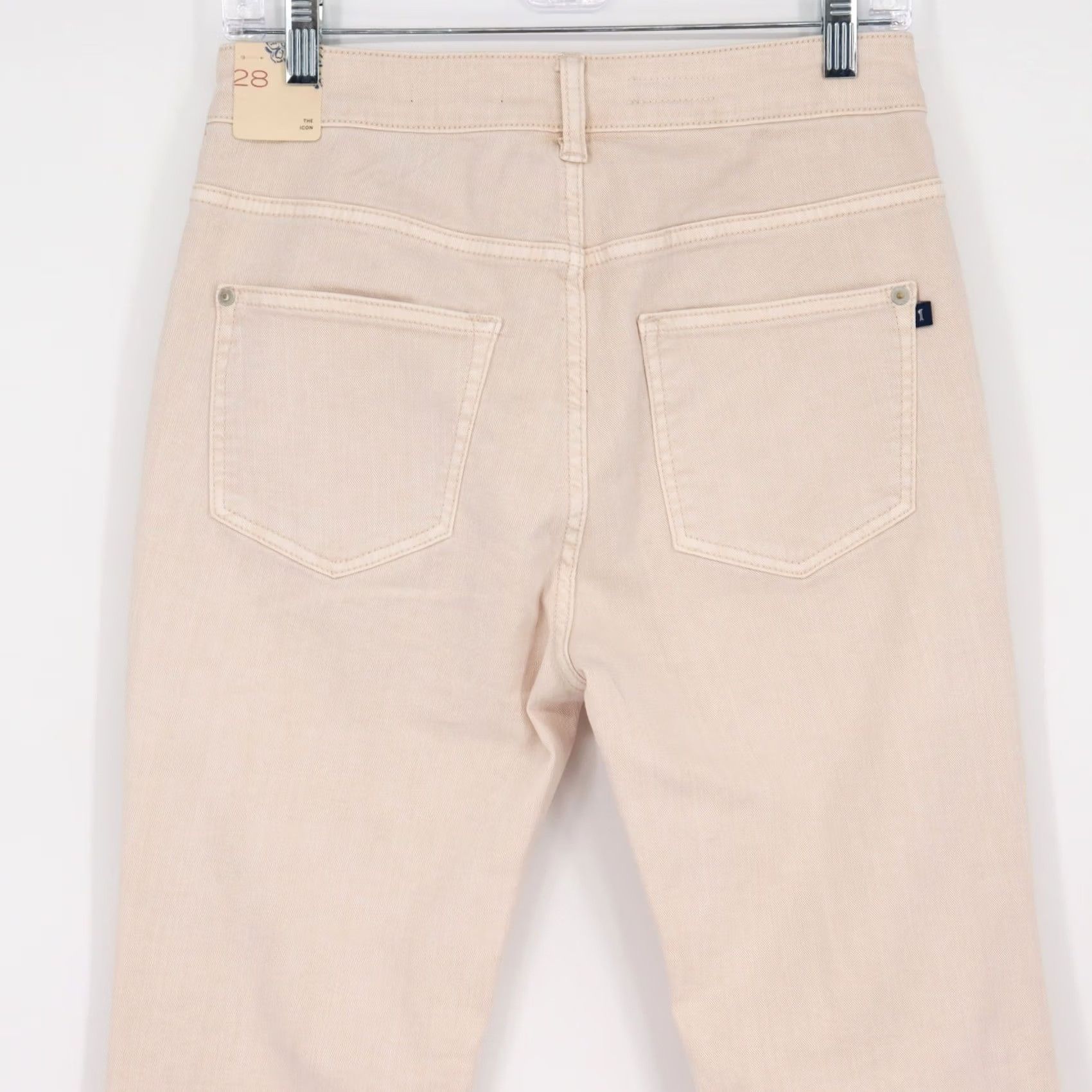 Vintage VINTAGE? (No) Pilcro The Icon Flare Jeans Pink High Rise Womens 28 Jeans Slim Flare 5-Pocket Denim Pink Blush 28 Womens Size 28" / US 6 / IT 42 - 7 Thumbnail
