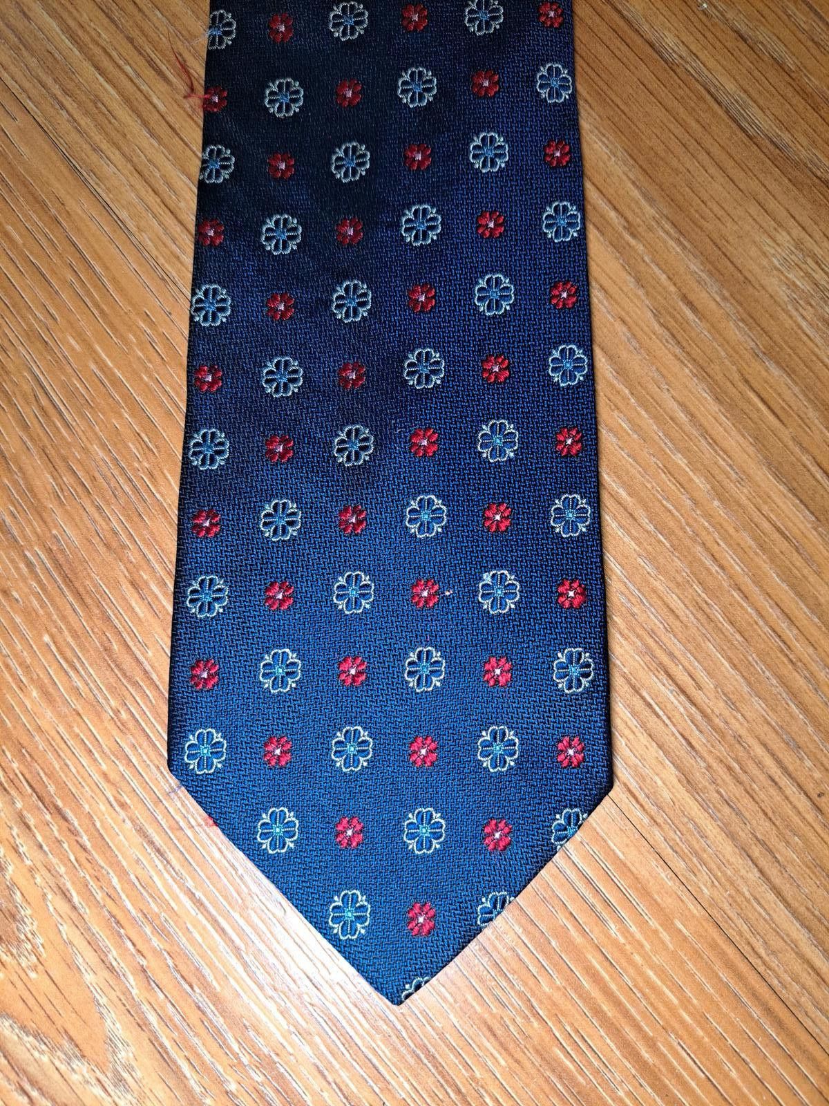 Brooks Brothers Brooks Brother 346 Silk Tie Blue Floral Herringbone Size ONE SIZE - 1 Thumbnail