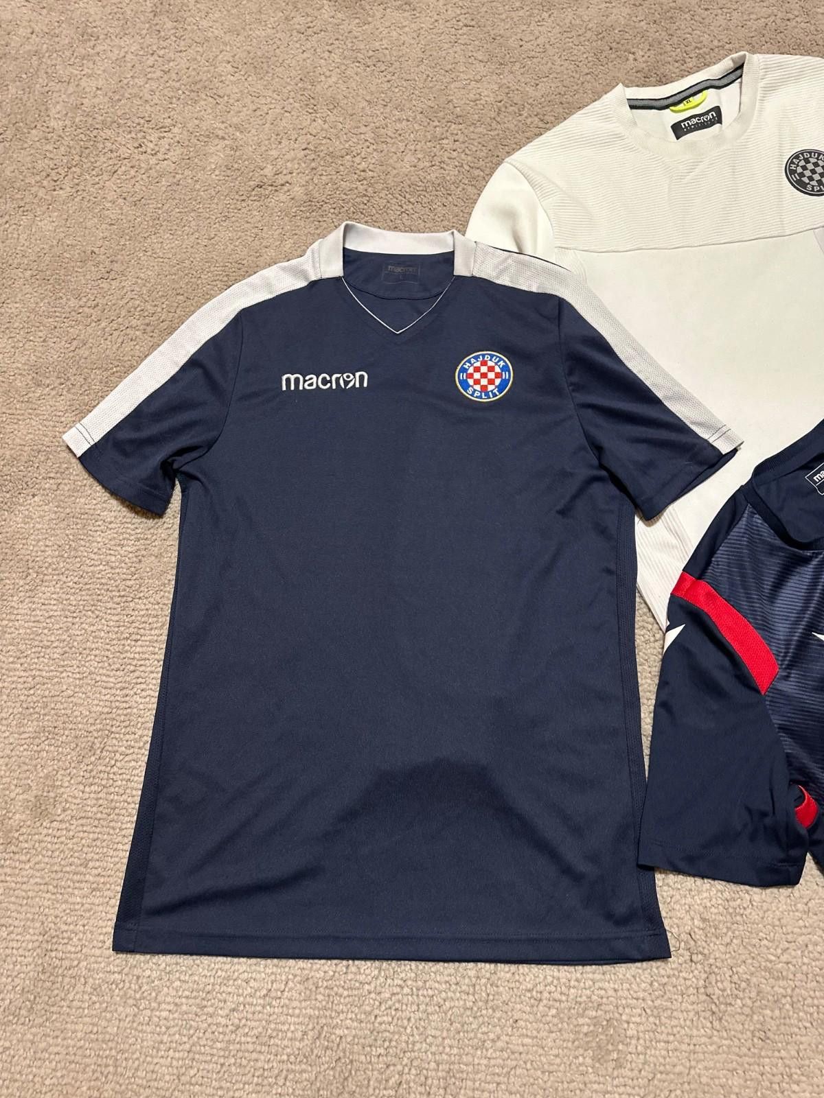 Macron Lot Of Hajduk Split Macron Training Shirt Sz L-XL Size US L / EU 52-54 / 3 - 2 Thumbnail