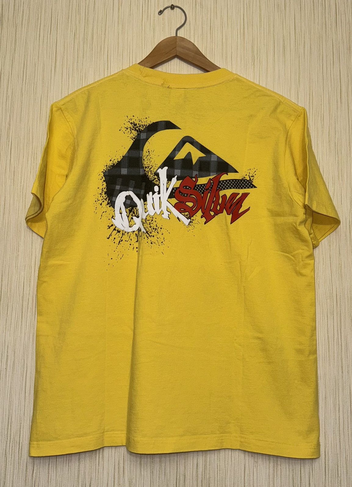 Quicksilver × Quiksilver × Vintage Quiksilver vintage big logo tee size L Size US L / EU 52-54 / 3 - 1 Thumbnail