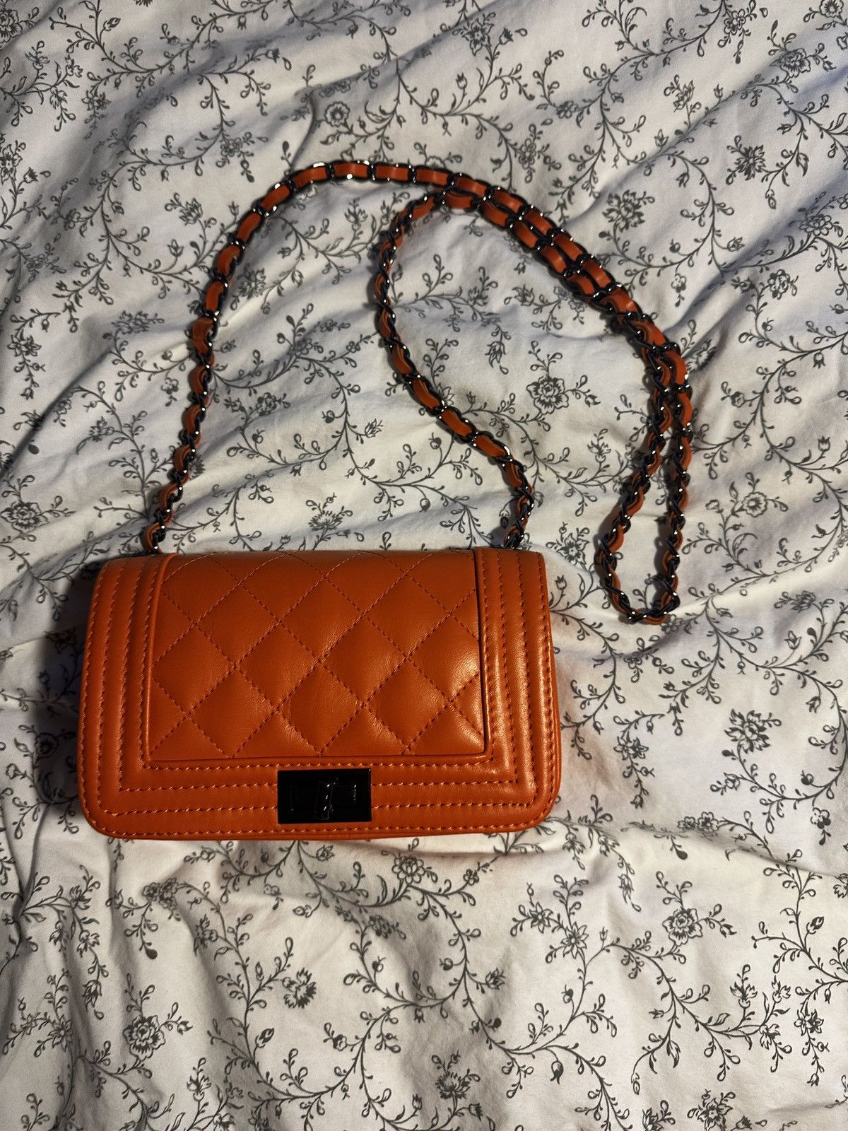 Genuine Leather House of leather Size ONE SIZE - 2 Thumbnail