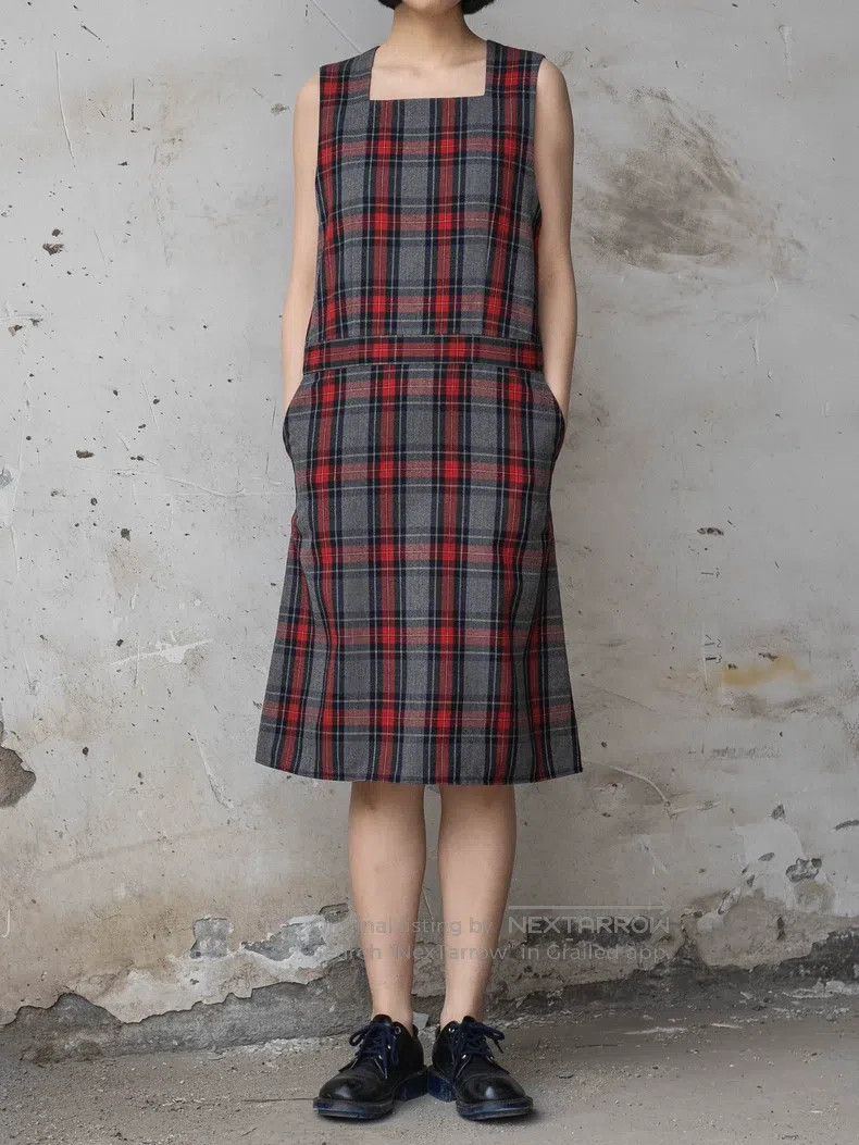 Comme Des Garcons size one-size-fits-all Red and Gray Plai