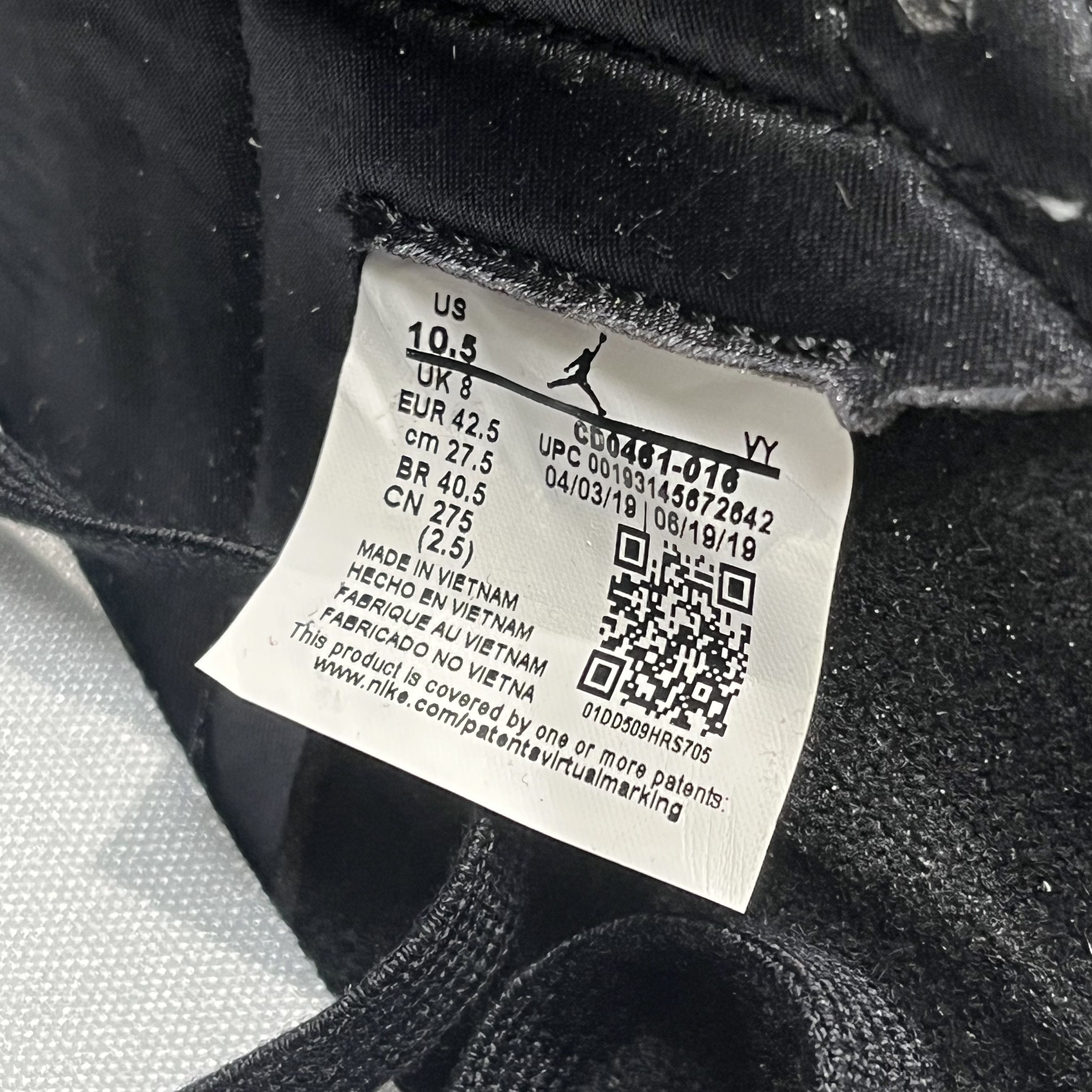 Nike Air Jordan 1 Retro High Satin Black Toe (W) Size US 11 / IT 41 - 6 Thumbnail