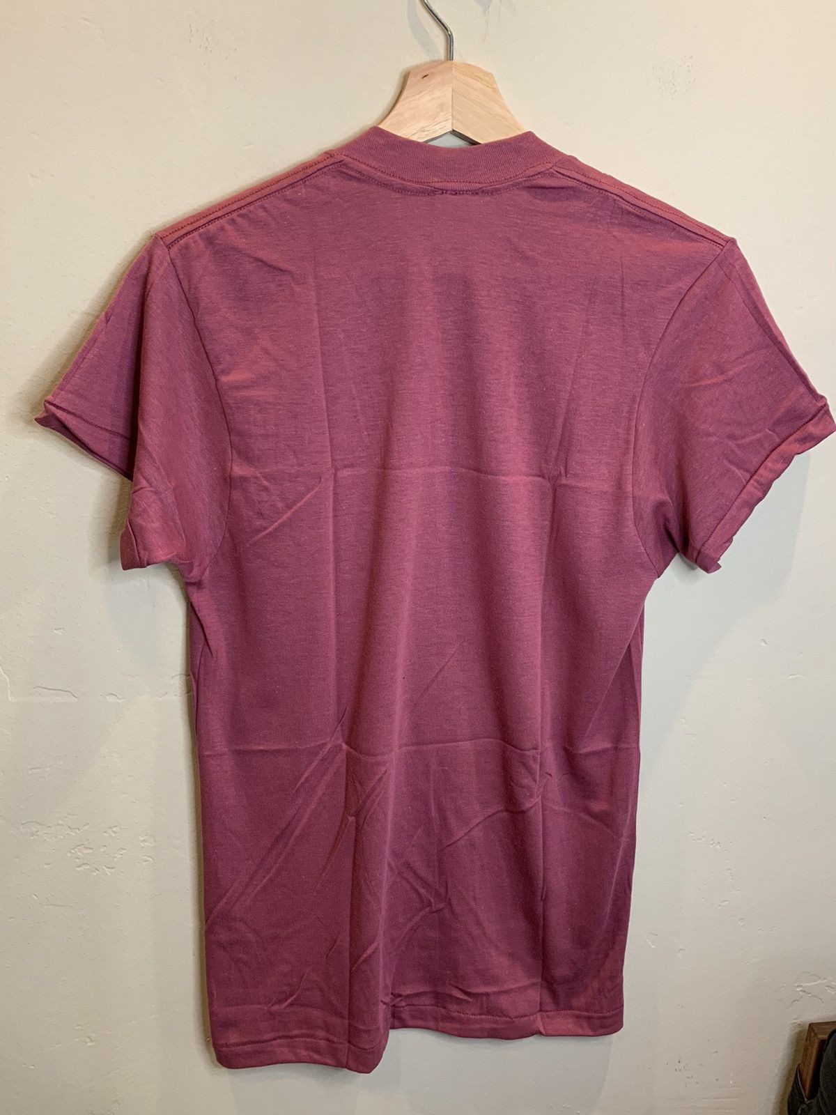 Vintage *RARE* Vintage Lupo Single Stitch USA-Made T-Shirt - Small Size US S / EU 44-46 / 1 - 2 Preview