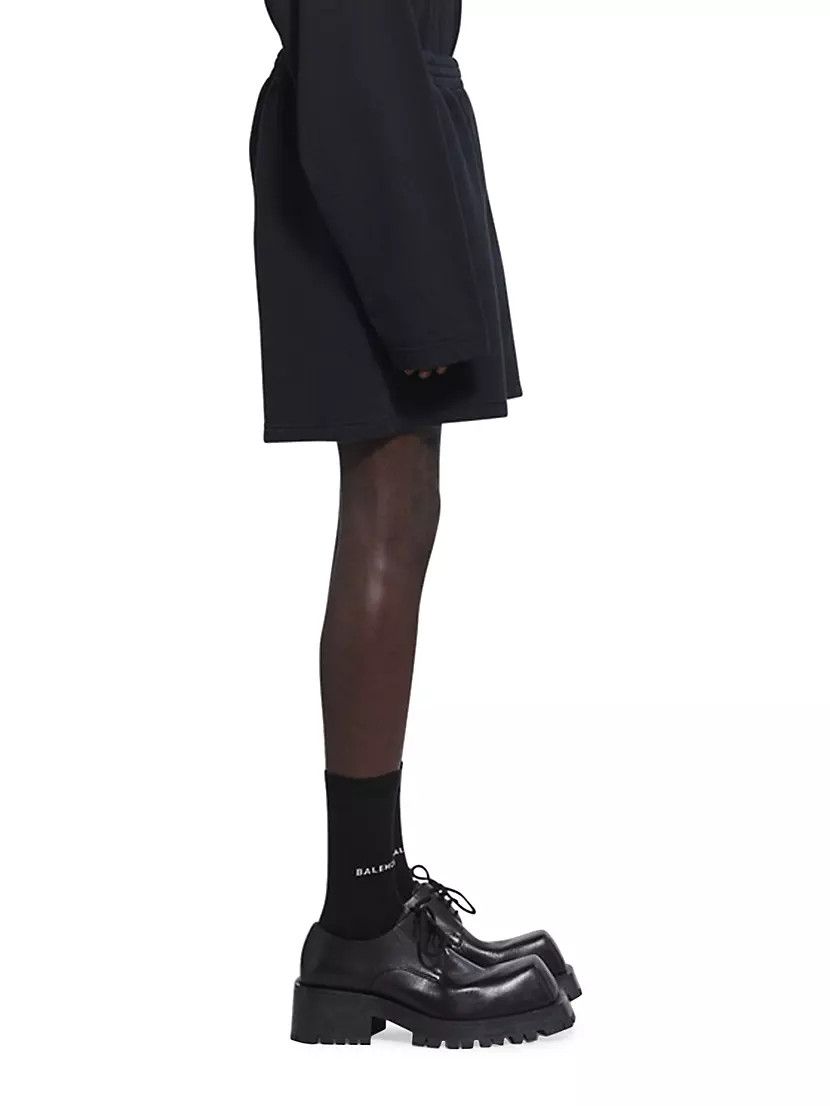 o1mt1gz0824 Cities Paris Sweat Shorts in Black