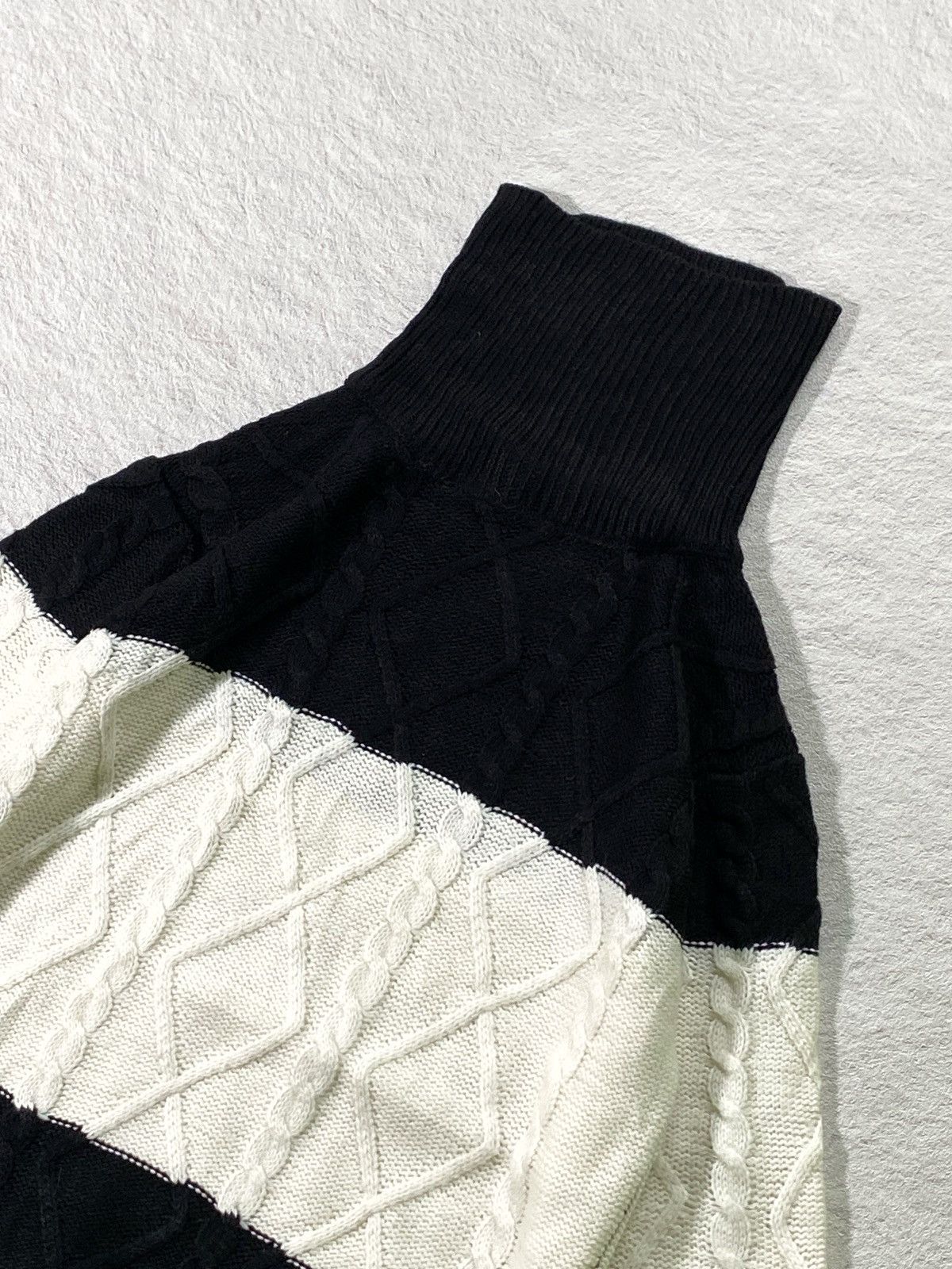 If Six Was Nine × Japanese Brand × semanticdesign RARE ❤️‍🔥 Semantic Design Turtle Neck Cabble Knit Size US M / EU 48-50 / 2 - 5 Thumbnail