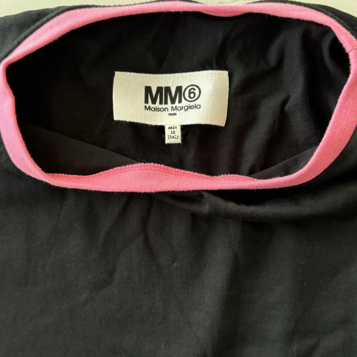 Maison Margiela MM6 Cropped Baby Tee Black/Pink Size M / US 6-8 / IT 42-44 - 4 Thumbnail
