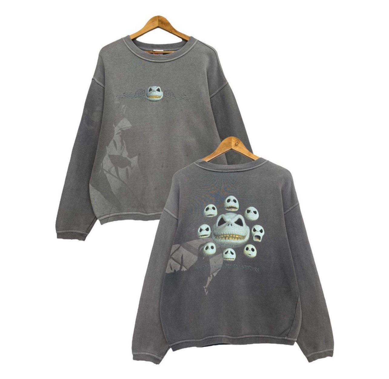 Vintage Vintage 90s Nightmare Before Christmas Sunfaded Sweatshirt Size US L / EU 52-54 / 3 - 1 Thumbnail
