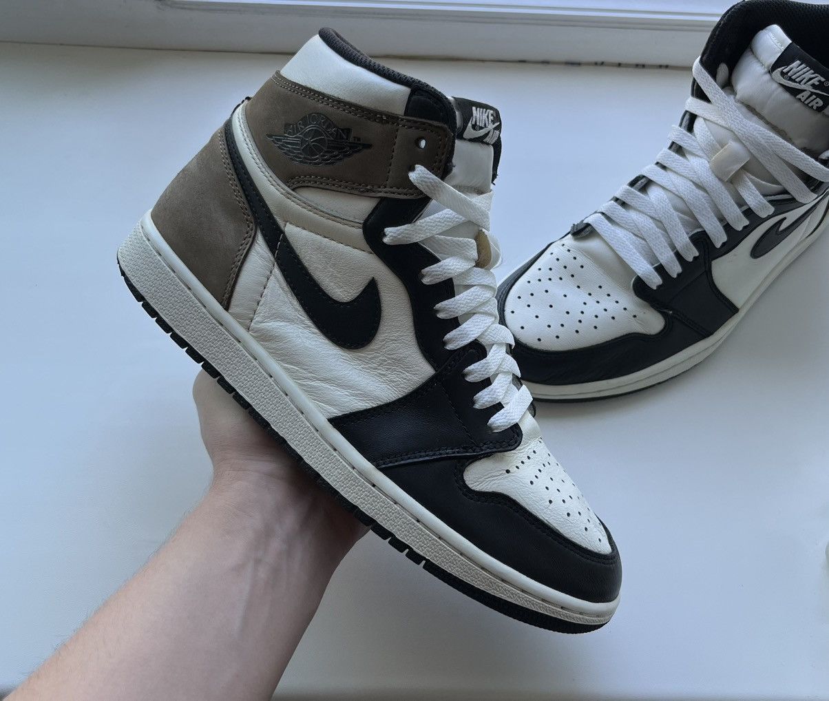 Nike Air Jordan Retro High OG Dark Mocha Sneakers