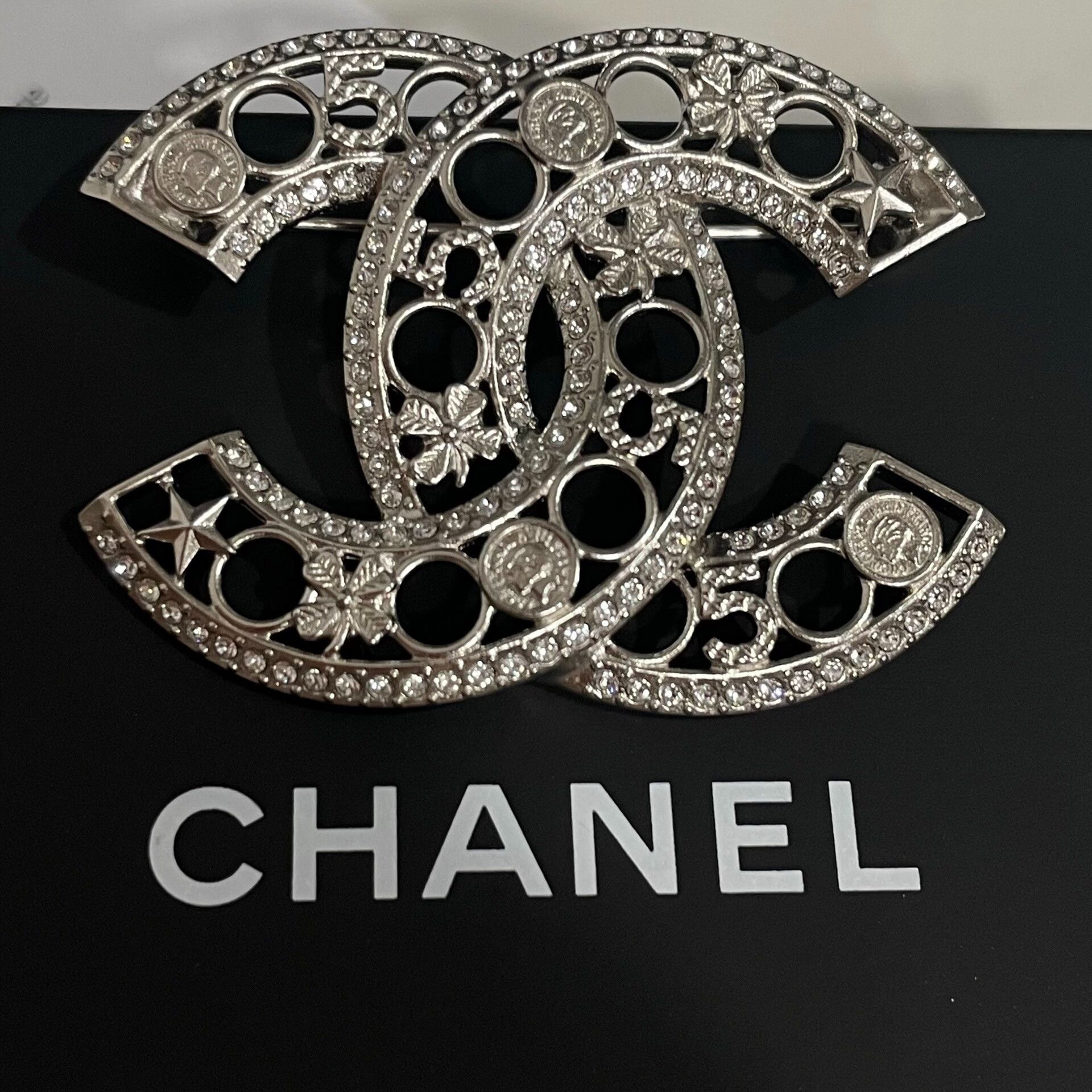 Chanel Chanel 24B Hollow Double C Brooch Size ONE SIZE - 1 Thumbnail