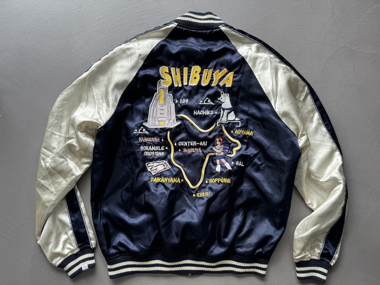 Japanese Brand × Vanquish Vanquish Reversible Souvenir Bomber Jacket, Dogs Embroidery Size US L / EU 52-54 / 3 - 4 Thumbnail