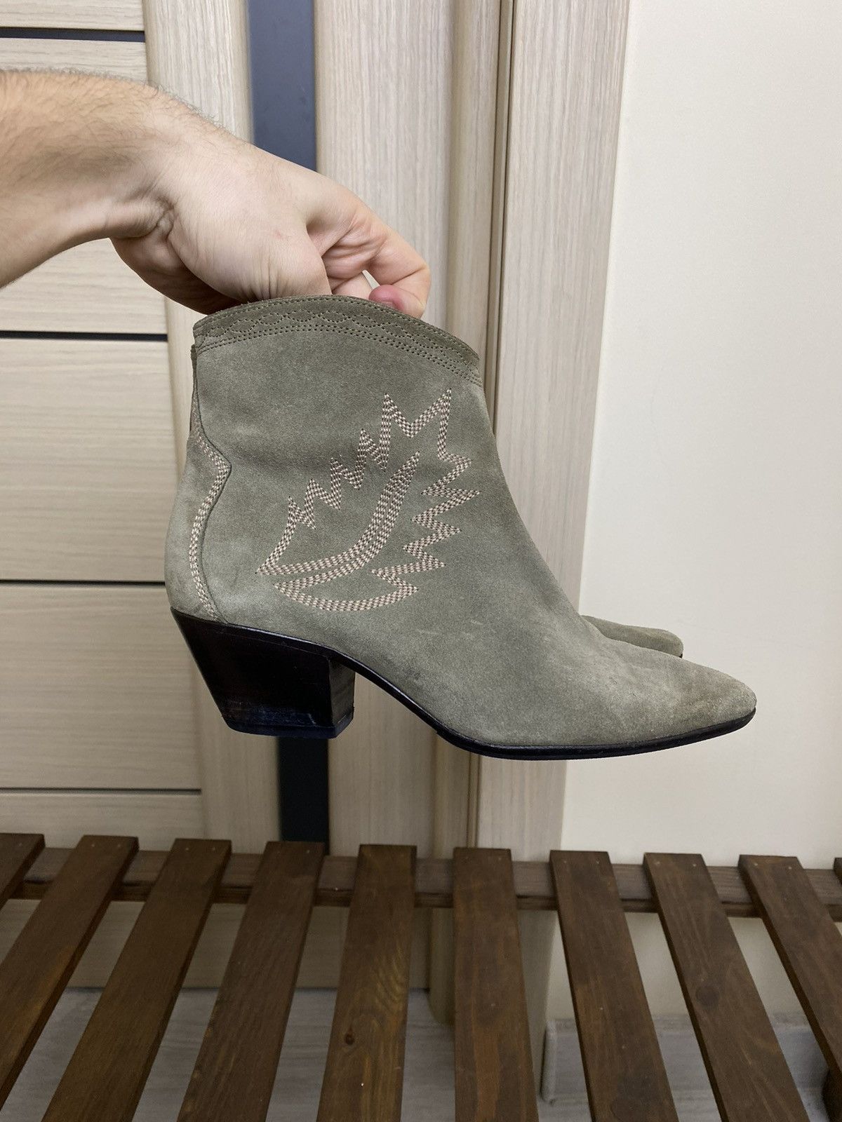 Isabel Marant ISABEL MARANT Dacken Suede Western Embroidered Ankle Boots Size US 8 / IT 38 - 5 Thumbnail