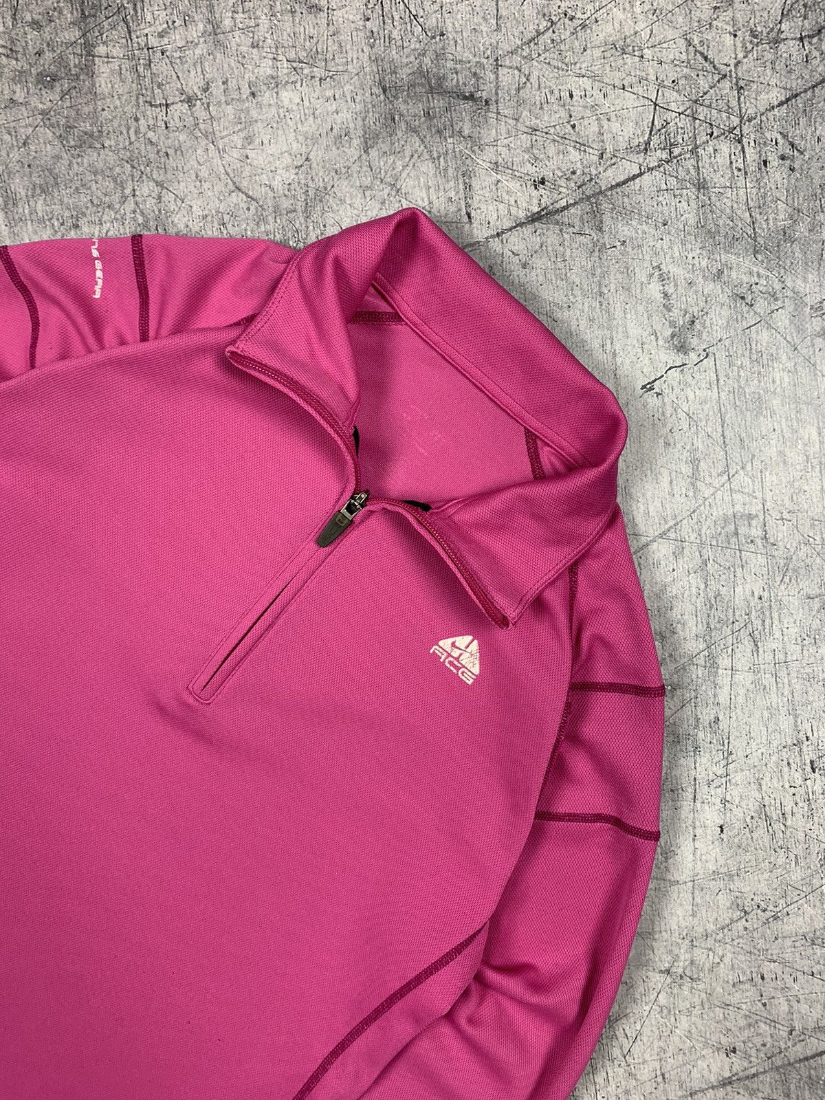 Nike ACG Vintage Nike Acg Dri-Fit Thermo Longsleeve Tee 90s Size S / US 4 / IT 40 - 2 Thumbnail