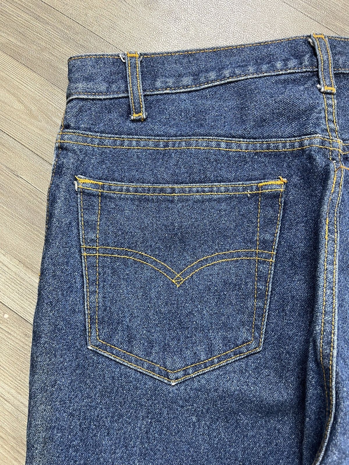 Levi's Vintage Clothing 🇺🇸1990s Vintage Levis 501 USA 31x34 Indigo Blue Jeans Size US 31 - 13 Thumbnail