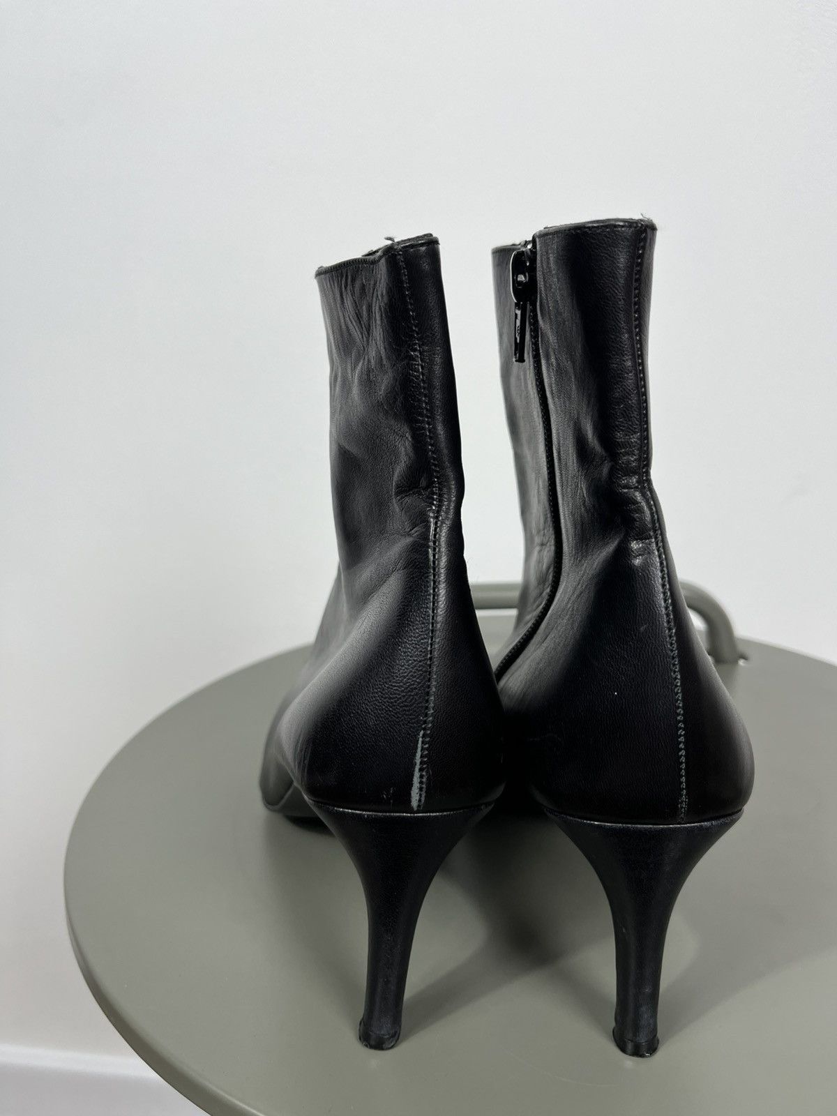 Other Minimalist Pointed Toe Leather Ankle Boots Made in Spain 38 Size US 7.5 / IT 37.5 - 6 Thumbnail