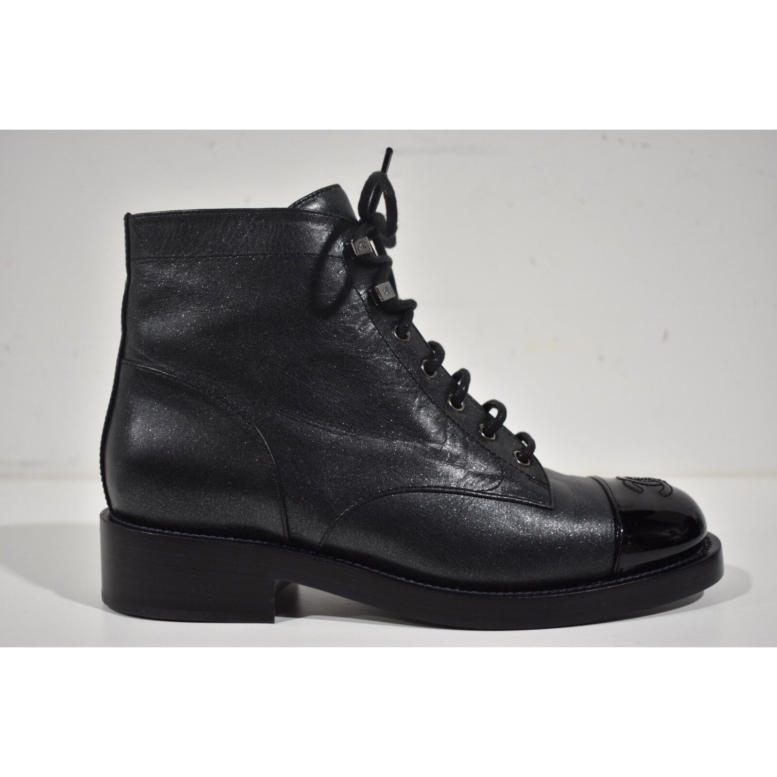 Chanel Chanel 20A Black Calfskin Leather CC Combat Lace Up Tie Size US 9.5 / IT 39.5 - 1 Thumbnail